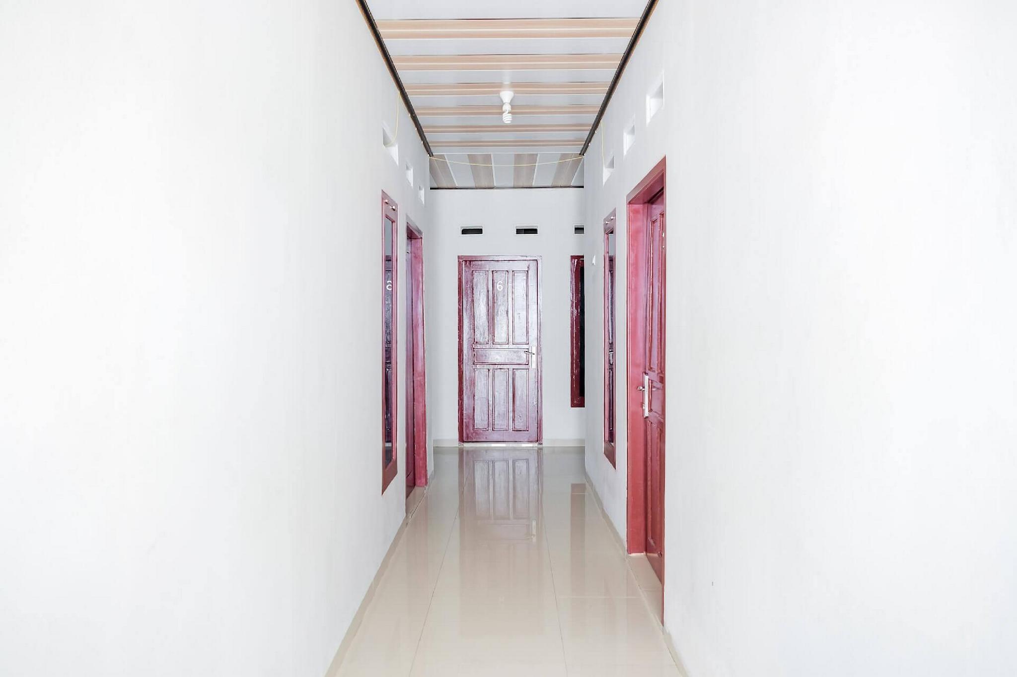Exterior & Views 4, Formerly RedDoorz Jalan Perintis Kemerdekaan, Bandar Lampung