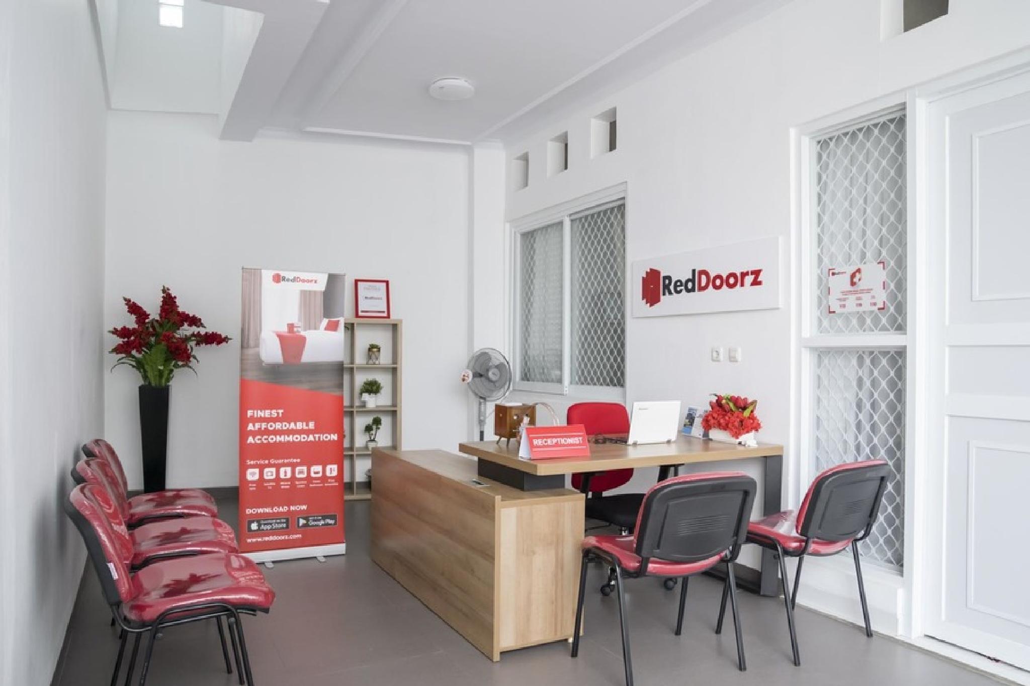 Formerly RedDoorz Syariah near RSUD Kota Bogor