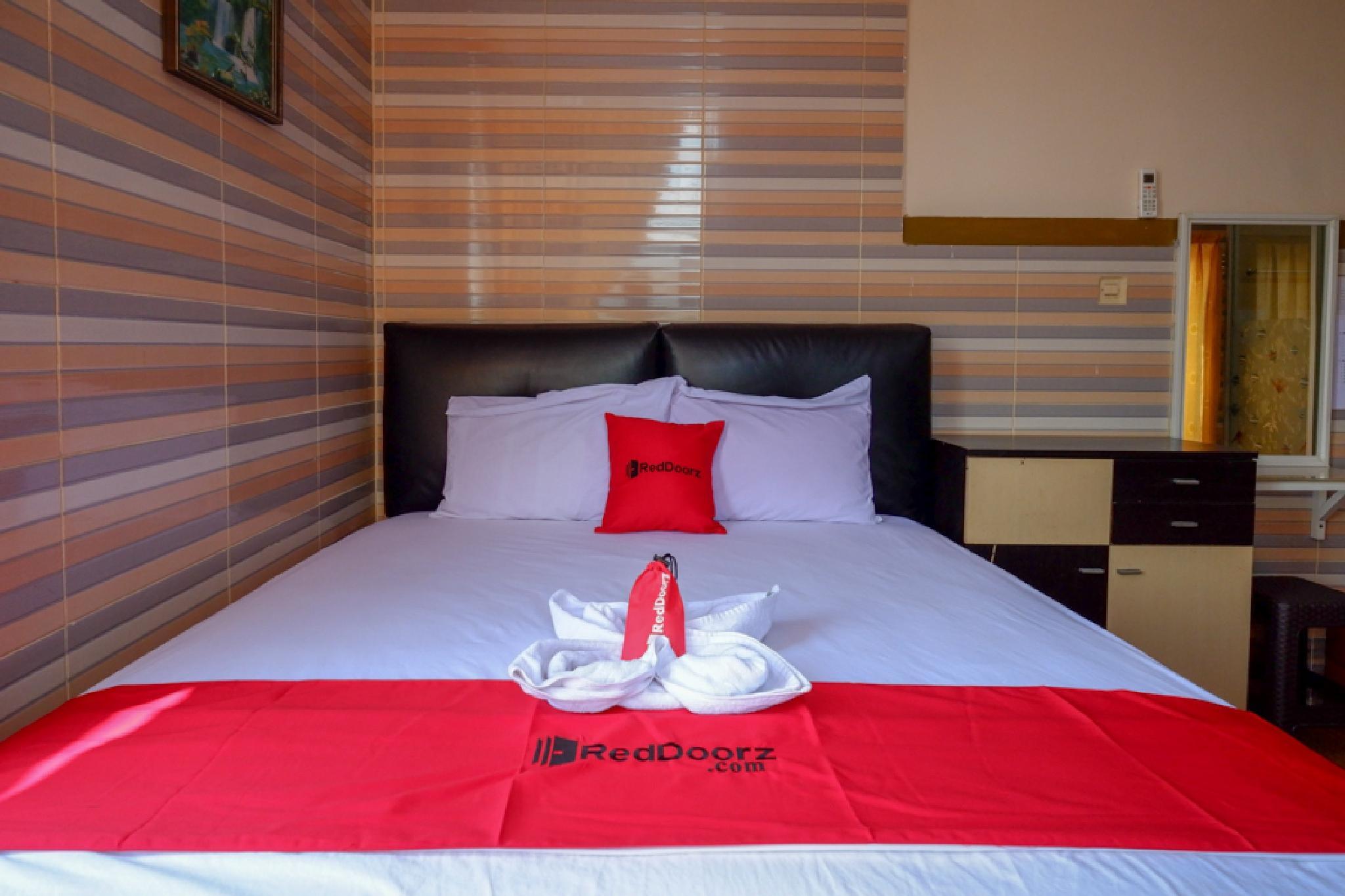 Formerly RedDoorz near Kendari Beach 2