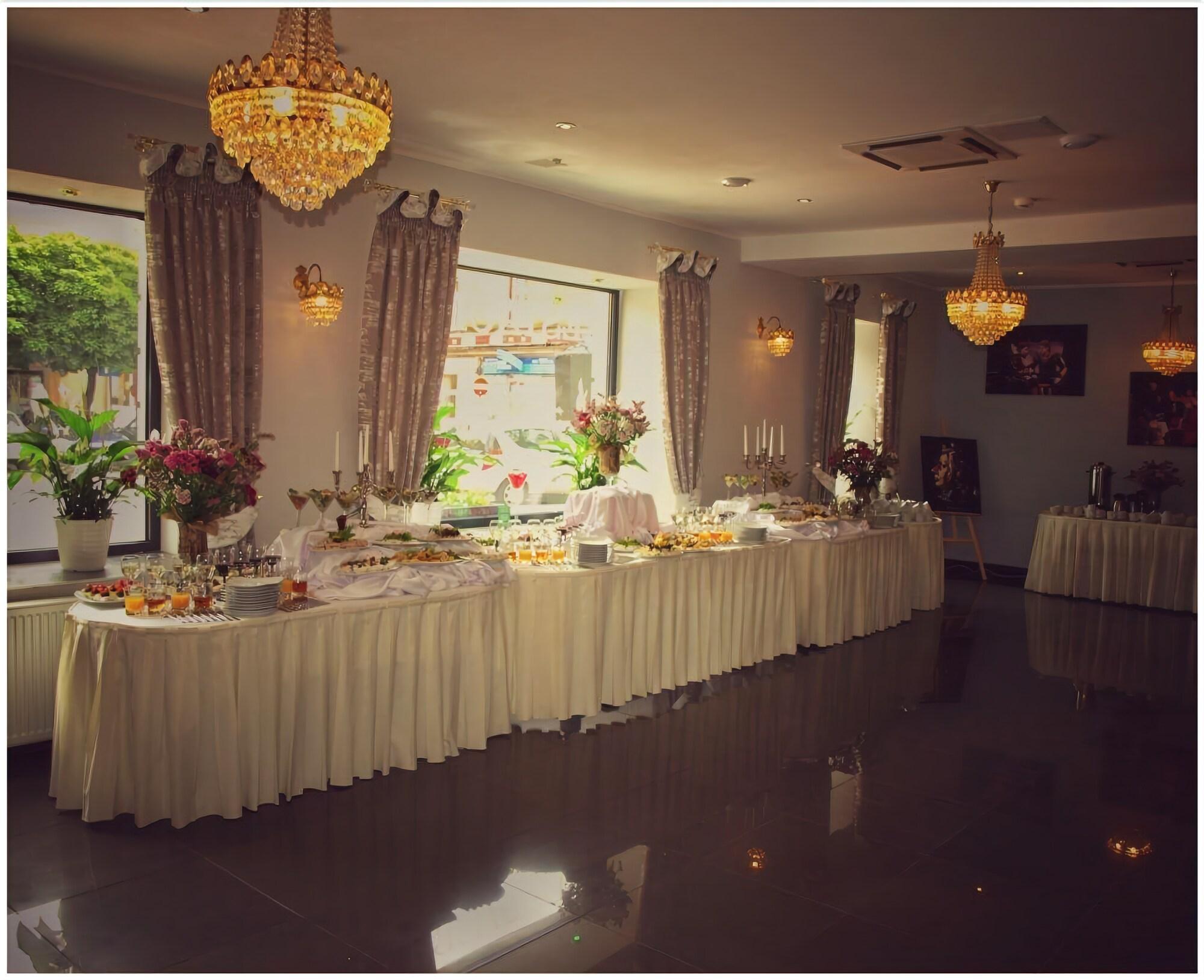 Hotel Opera