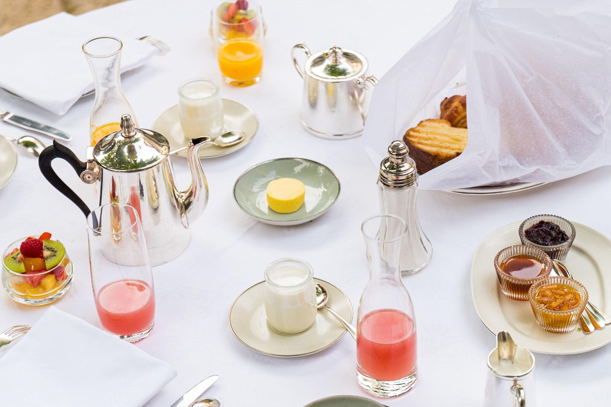 Grand Hôtel du Lion D'Or by null