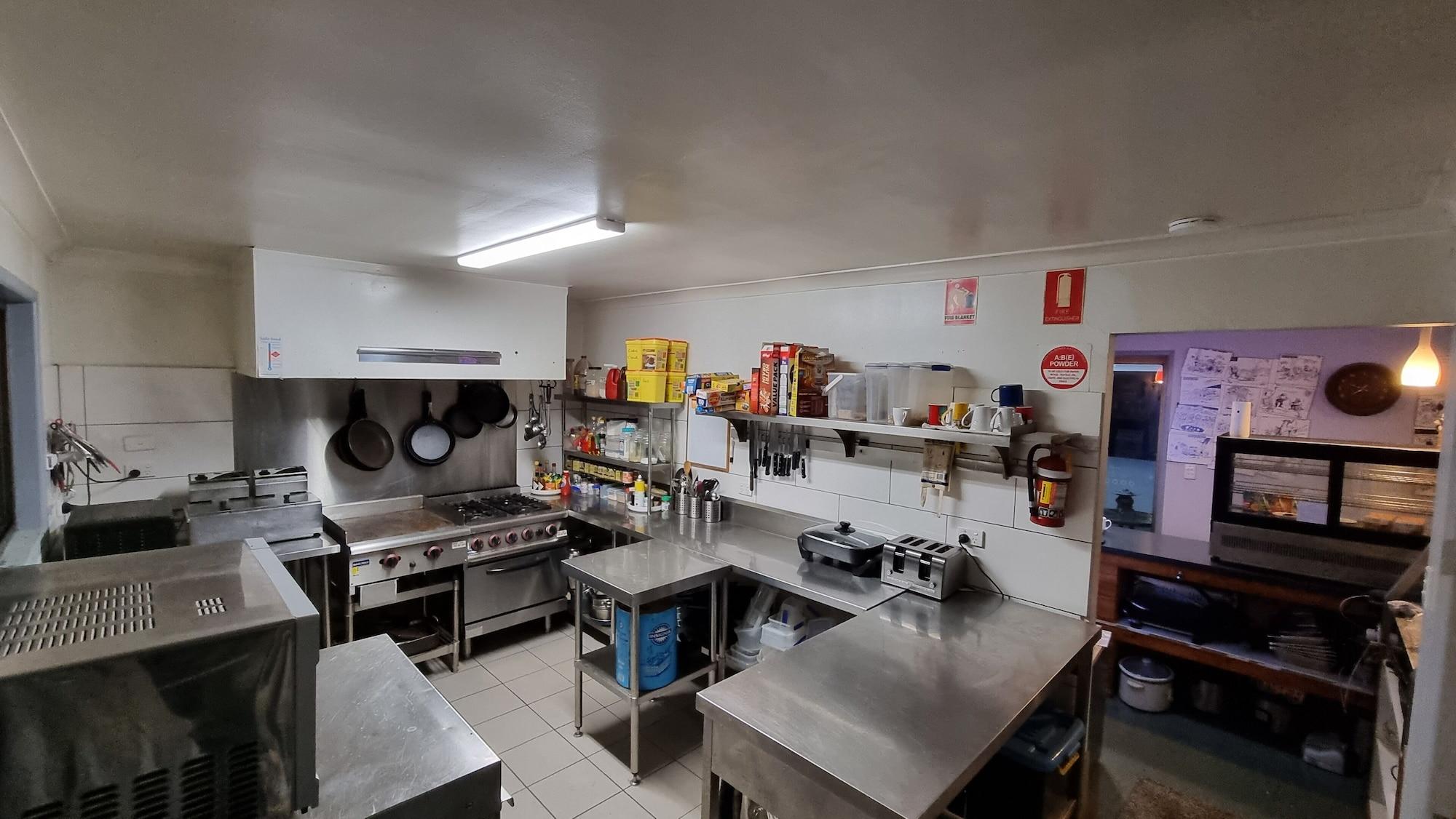 Yarraman Gardens Motel Queensland