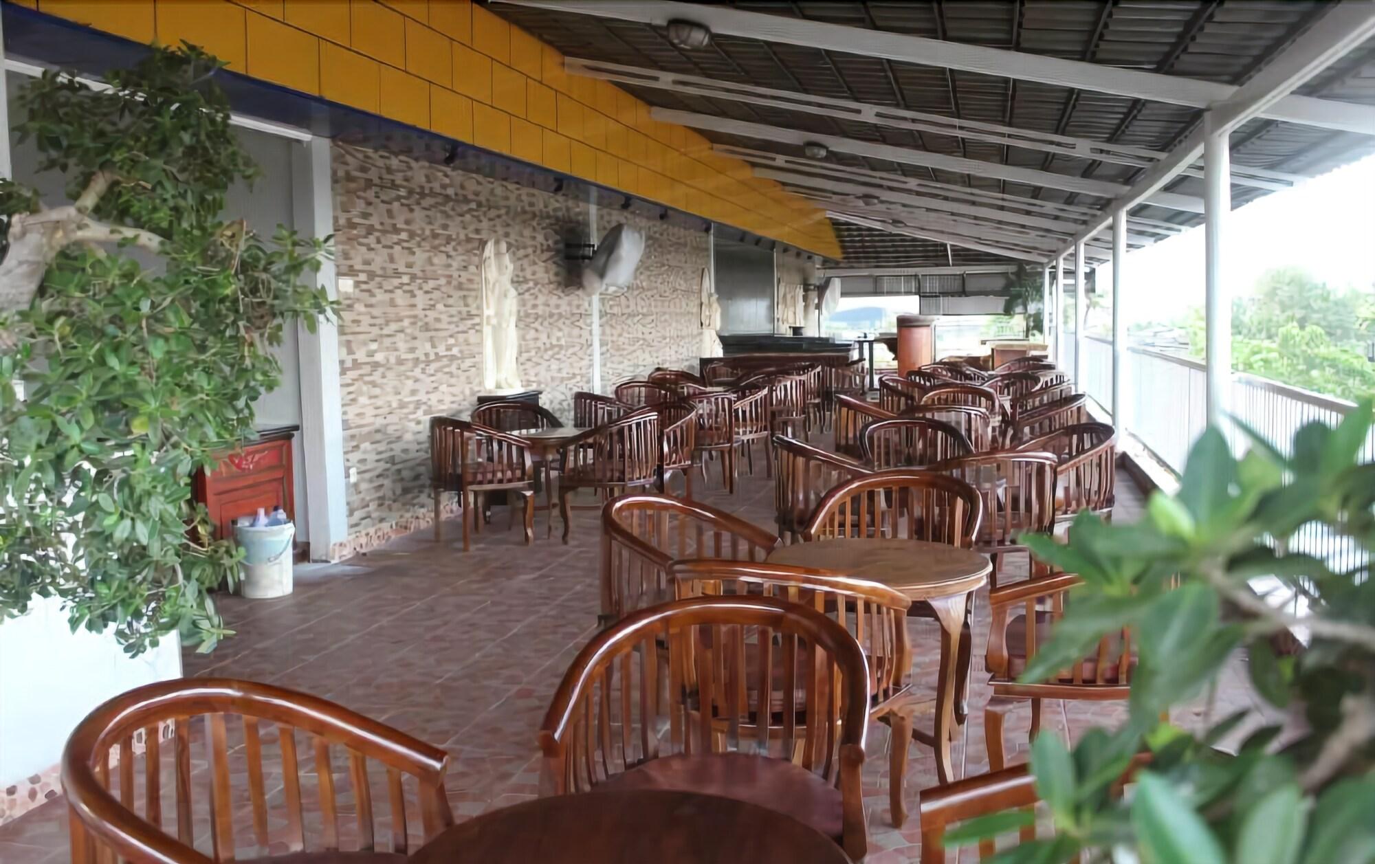 Imelda Hotel - Waterpark - Convention