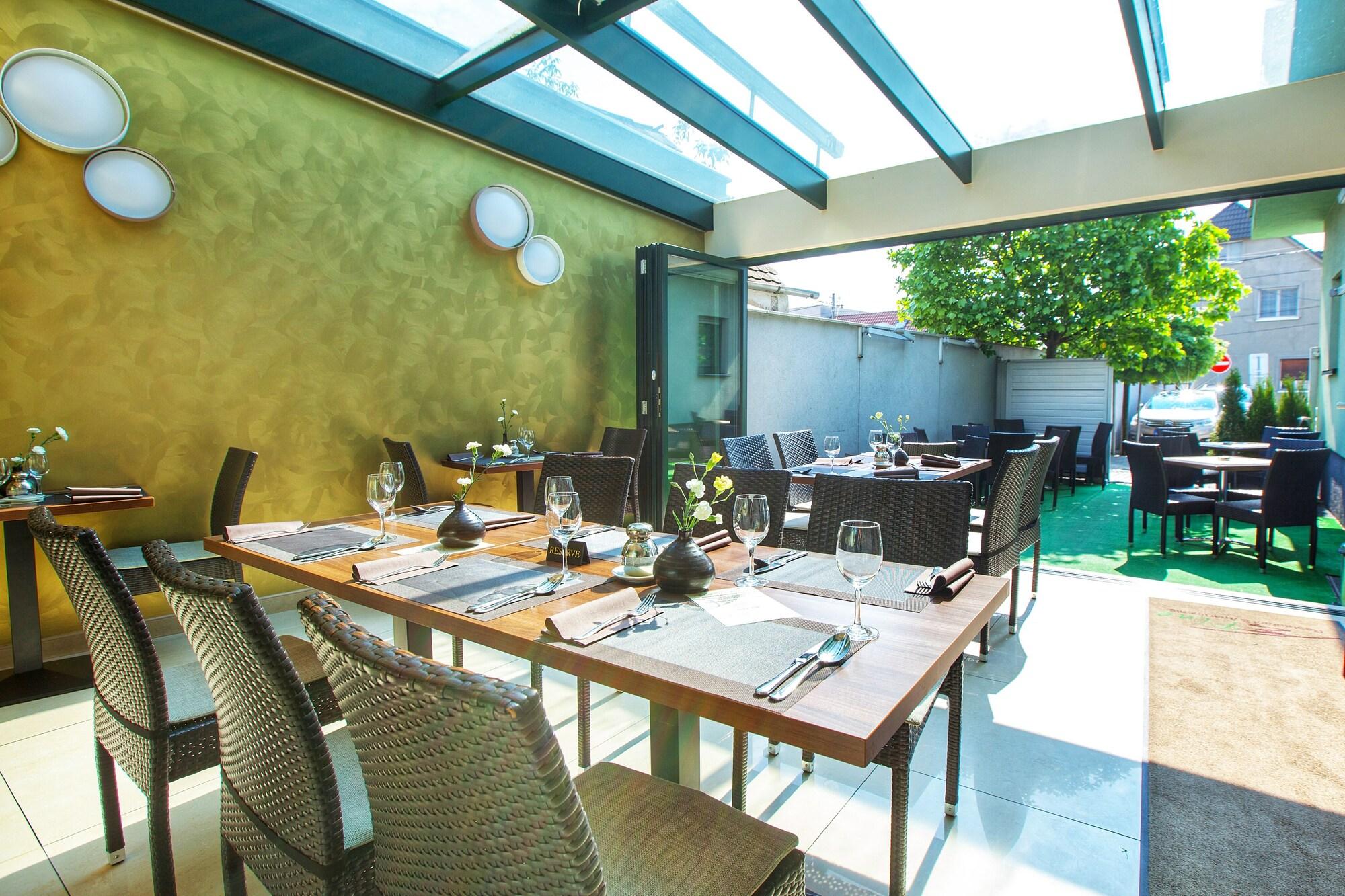 Fine Restaurant&Apartments