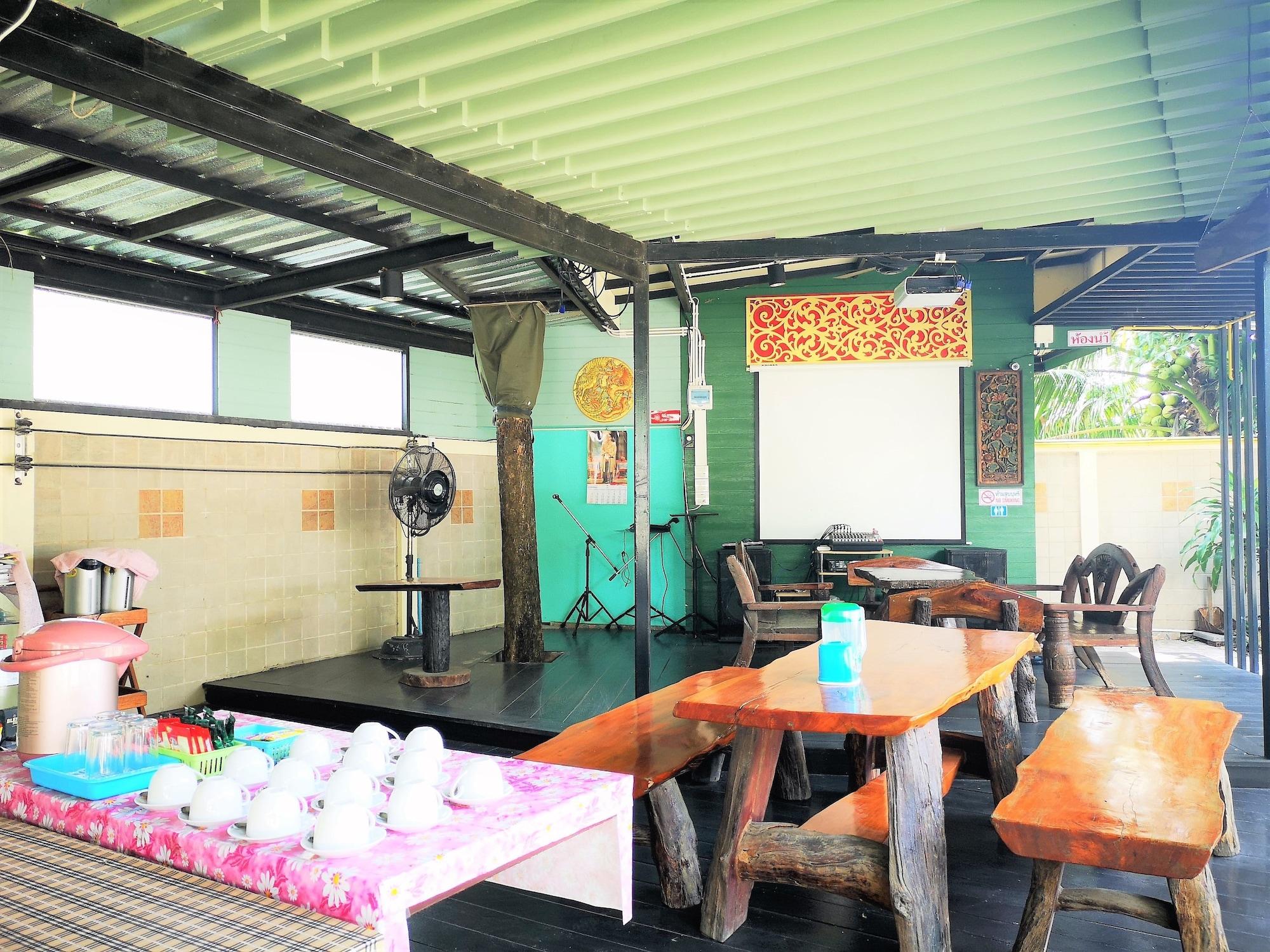 Huaisai Hotel