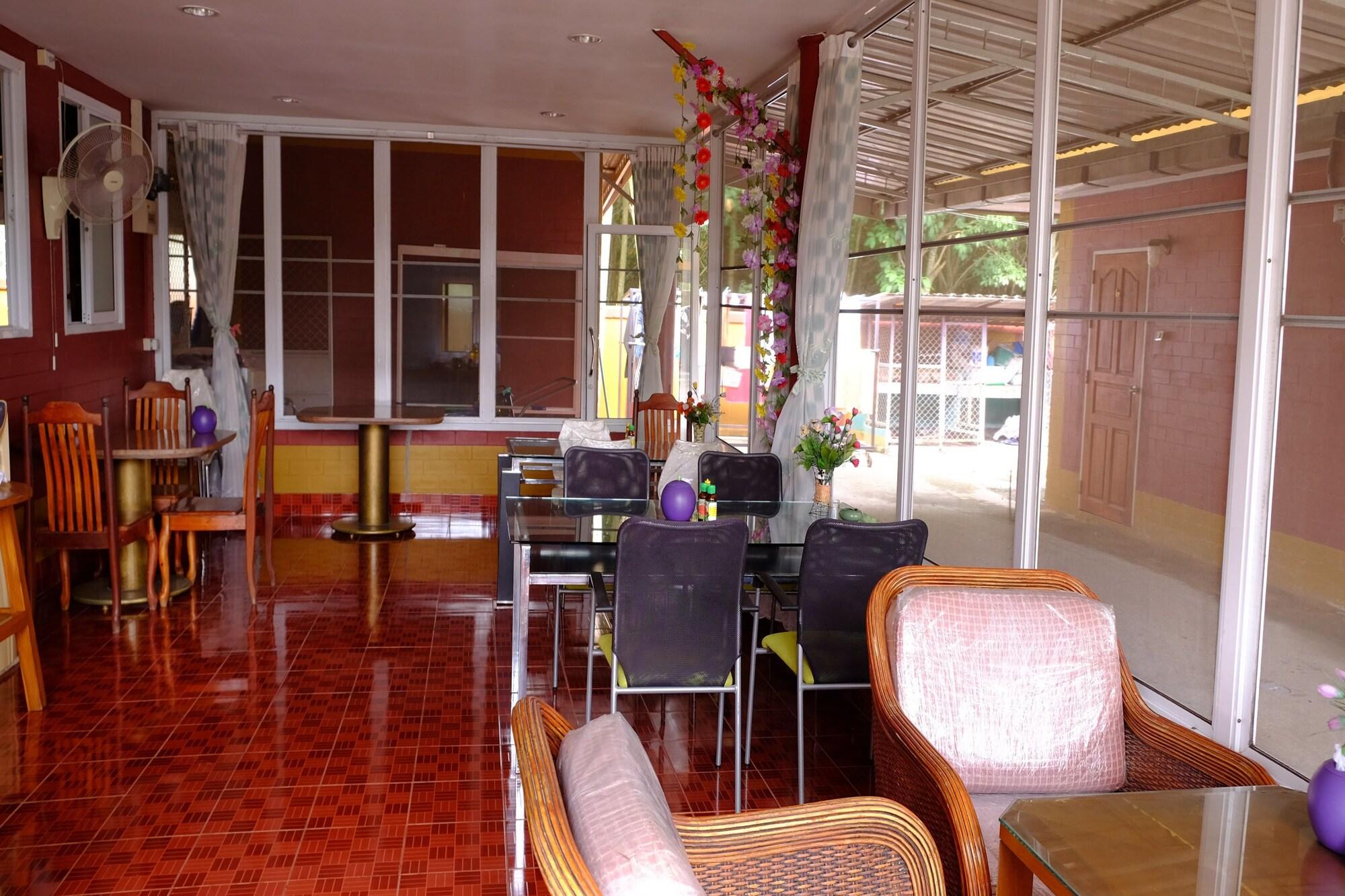 Somjainuk Resort 2