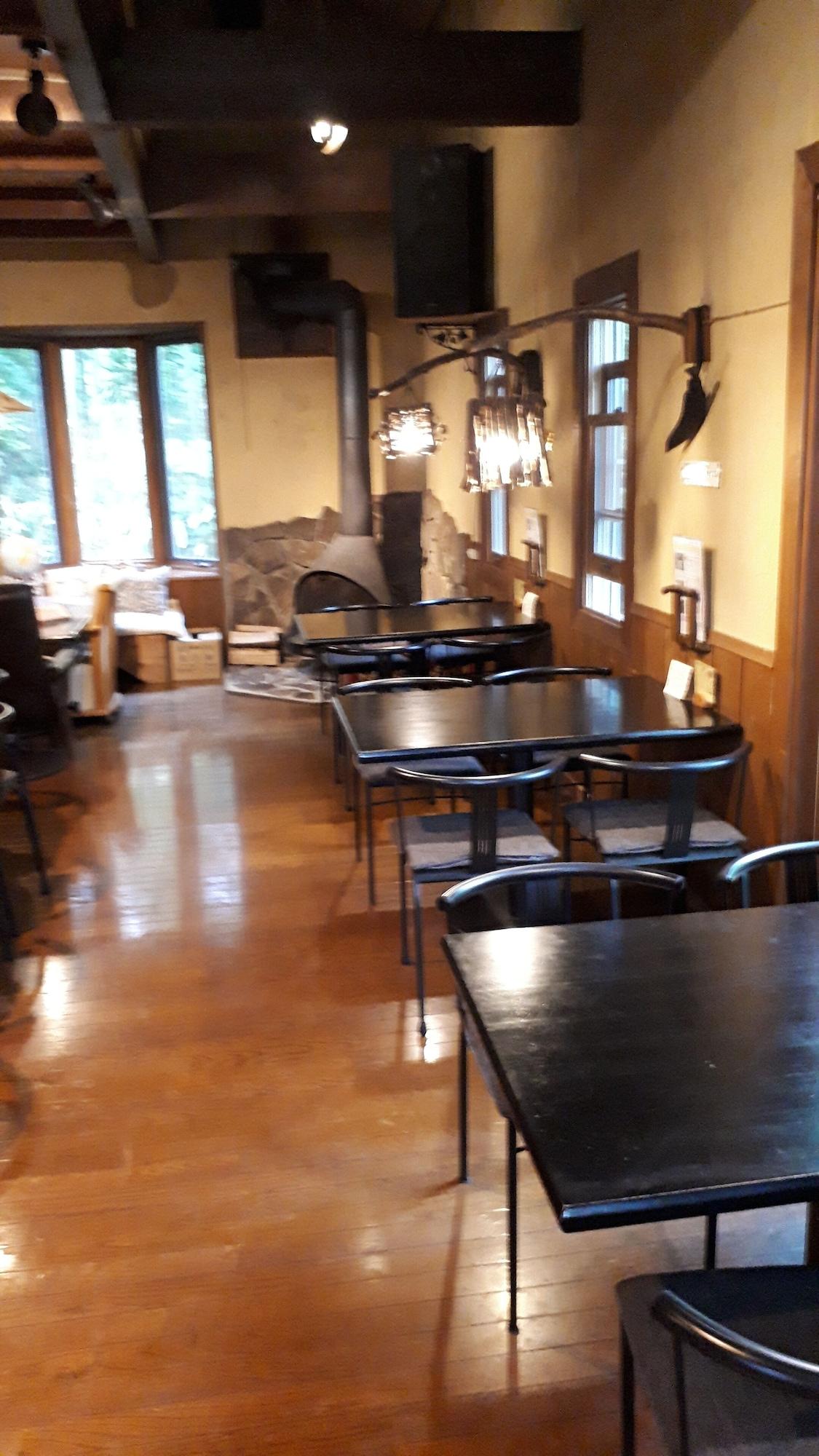 Restaurant 5, Pension & Restaurant Bistare Kana, Niseko