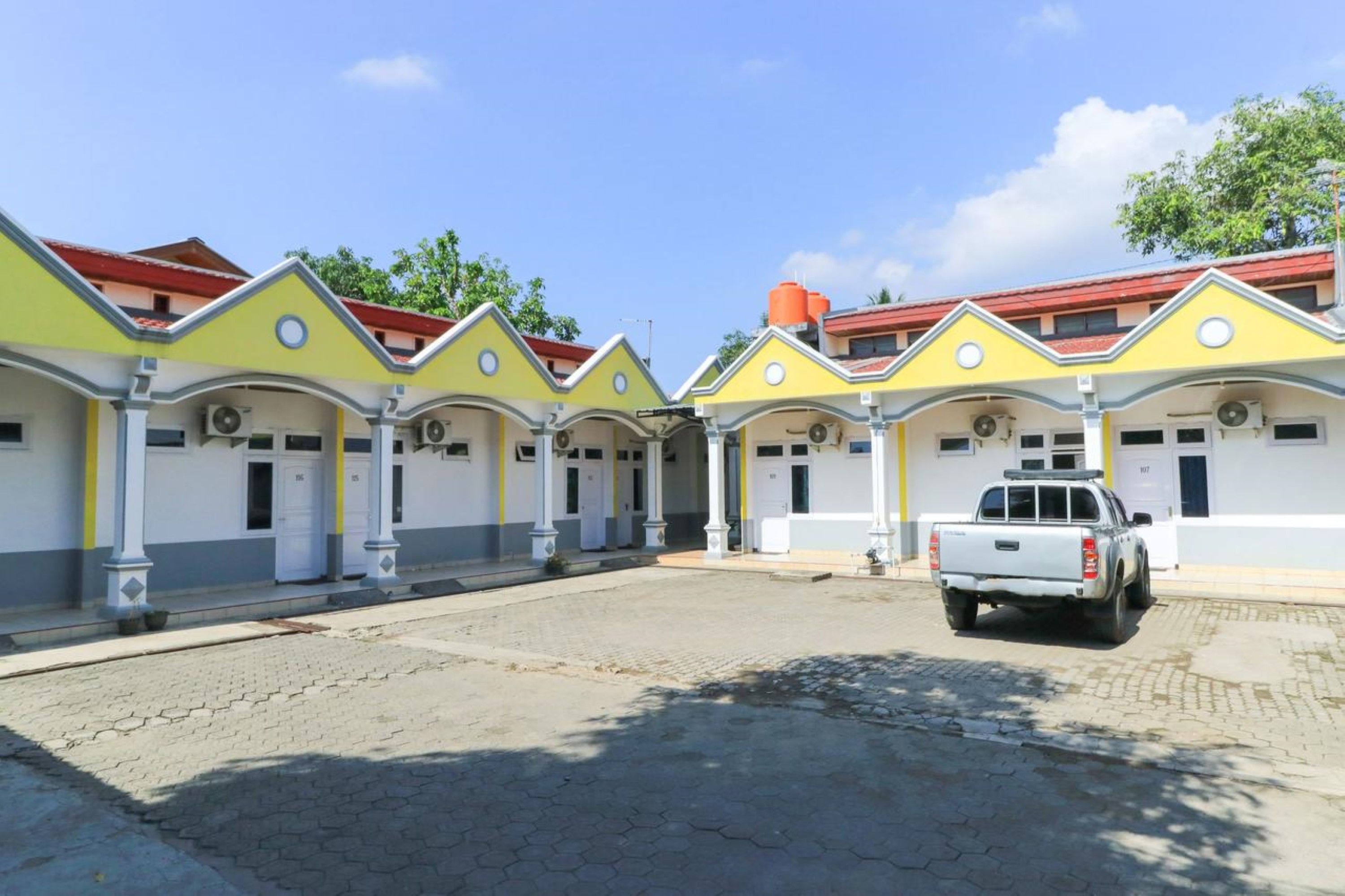 Wisma Lanraki by ZUZU