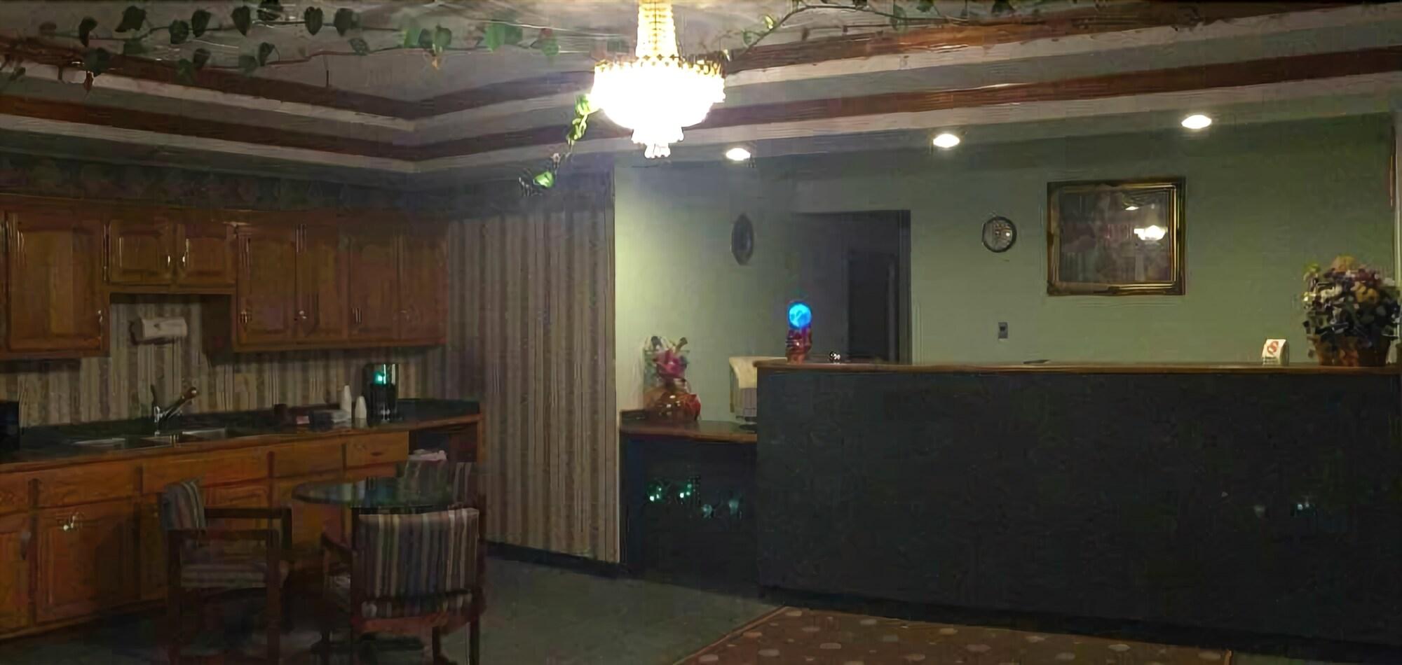 Highland Inn Peculiar