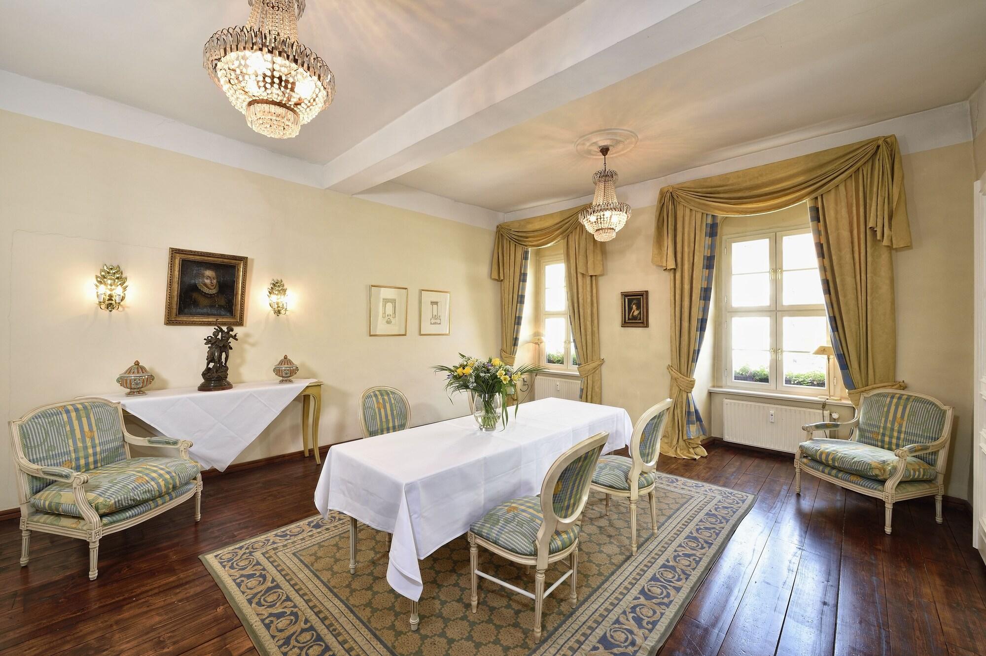 Graf Von Mansfeld by null