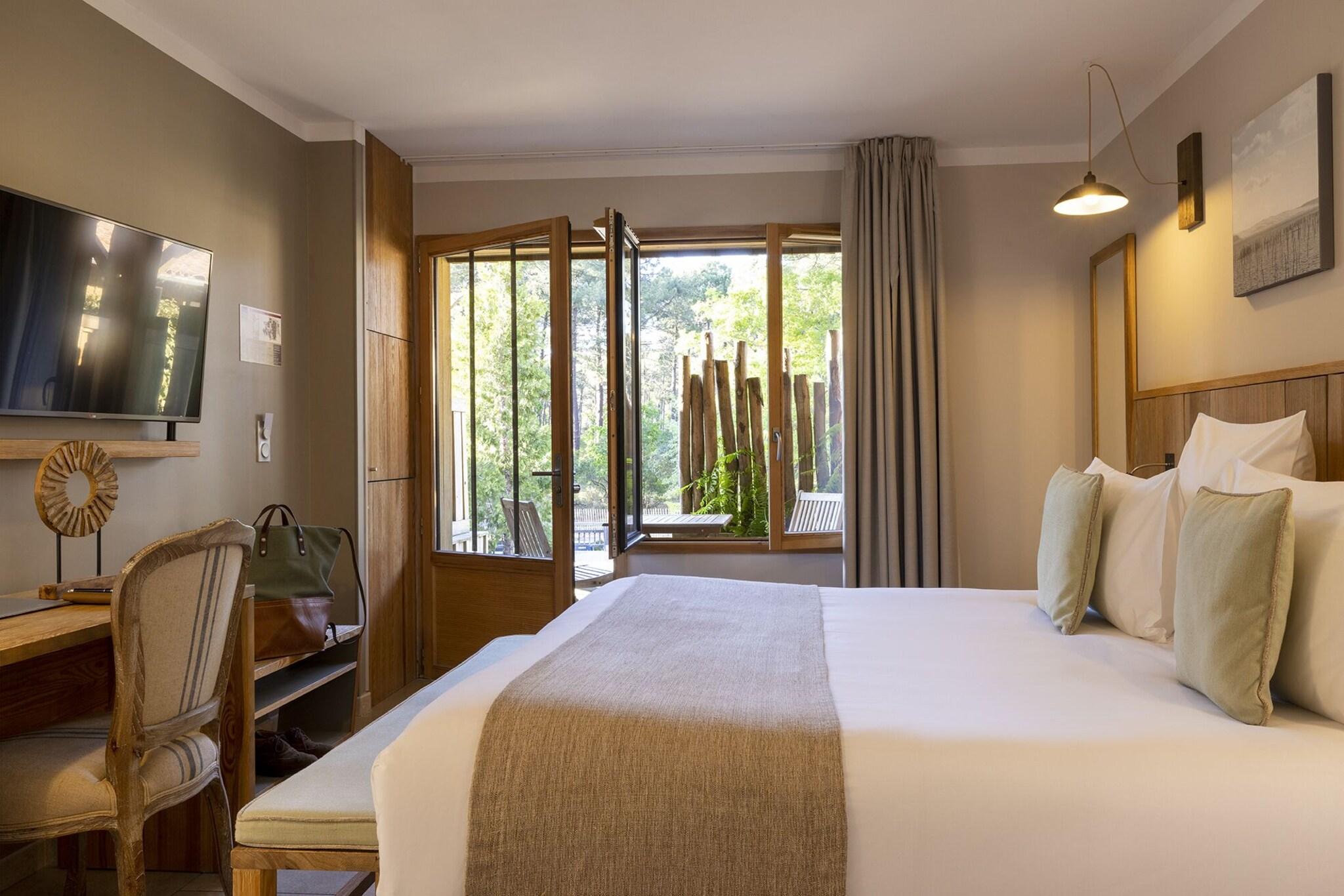 Domaine du Ferret Restaurant & Spa by null