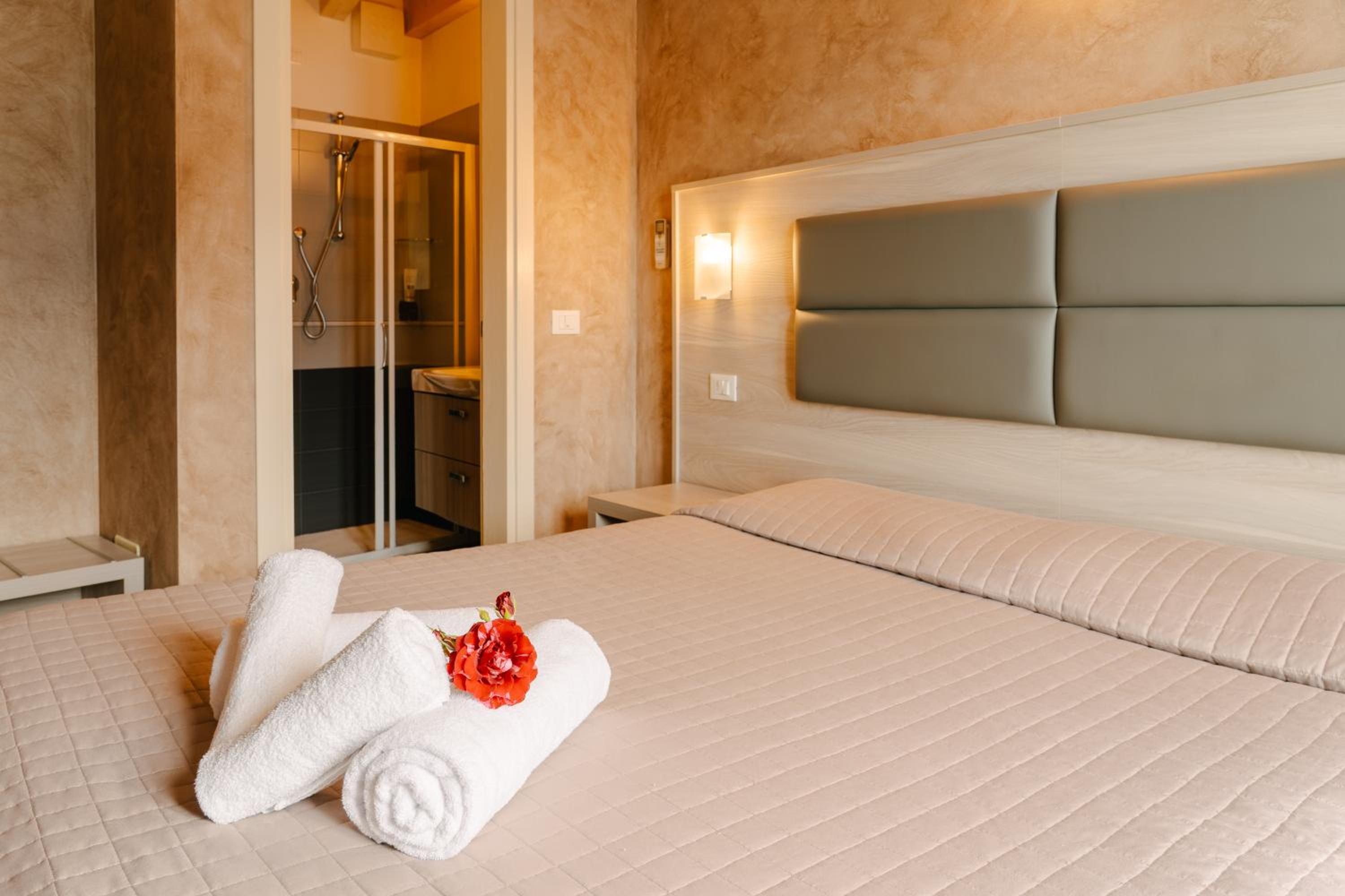 Hotel Miralago