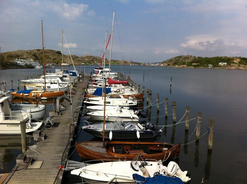 Brännö Varv by null