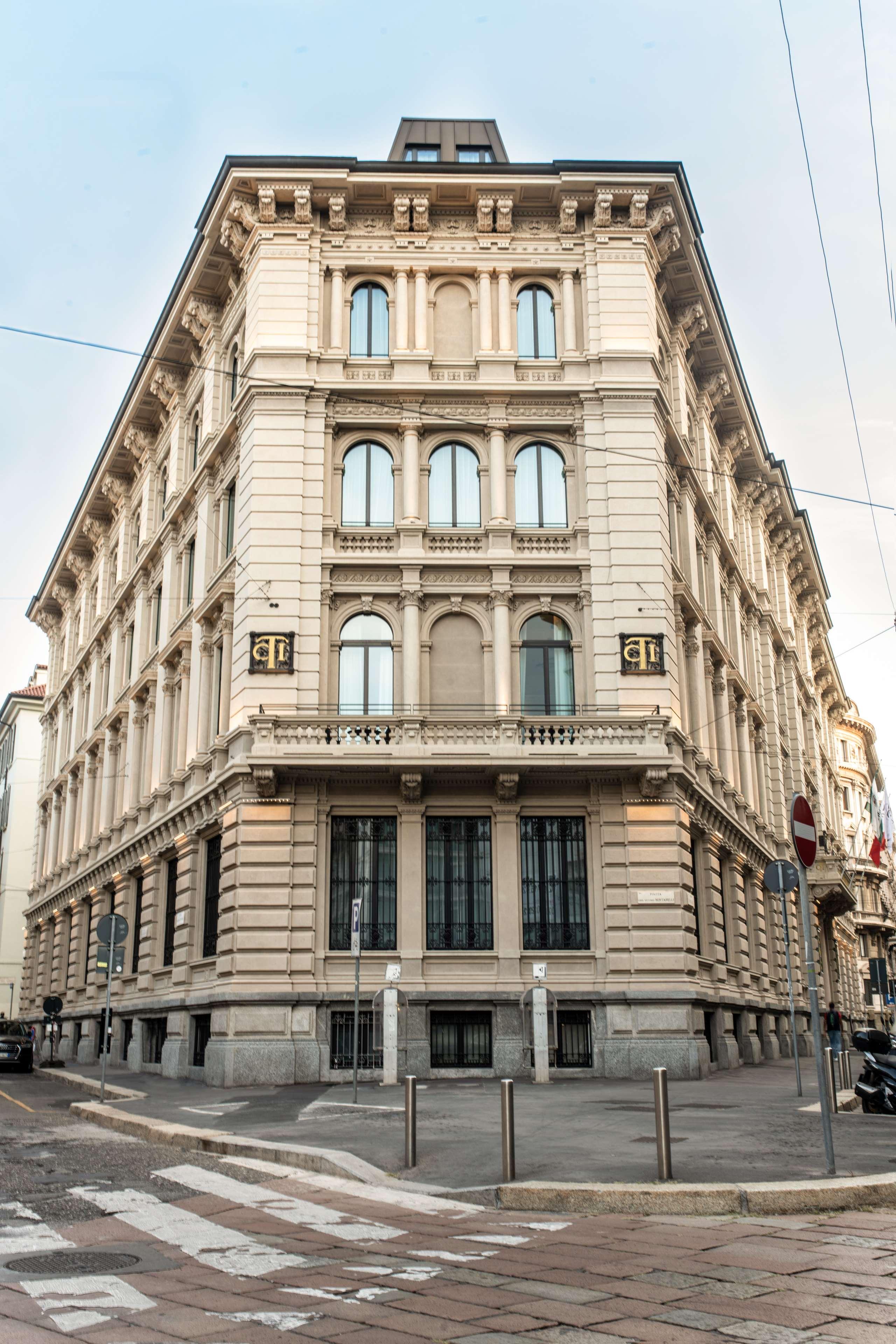 Radisson Collection Palazzo Touring Club Milan - photo