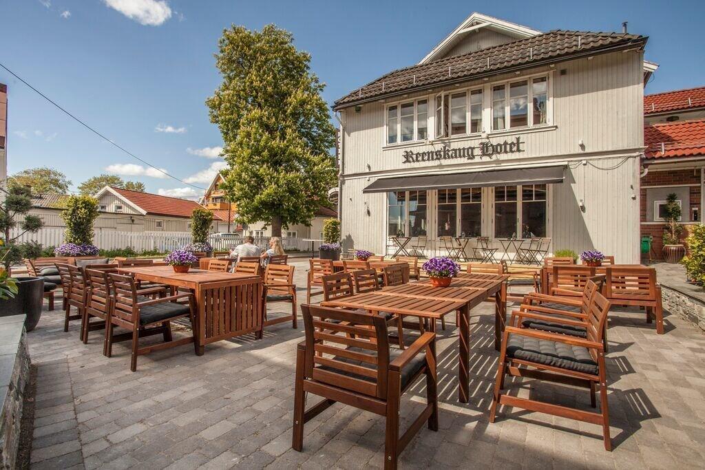 Reenskaug hotel by null
