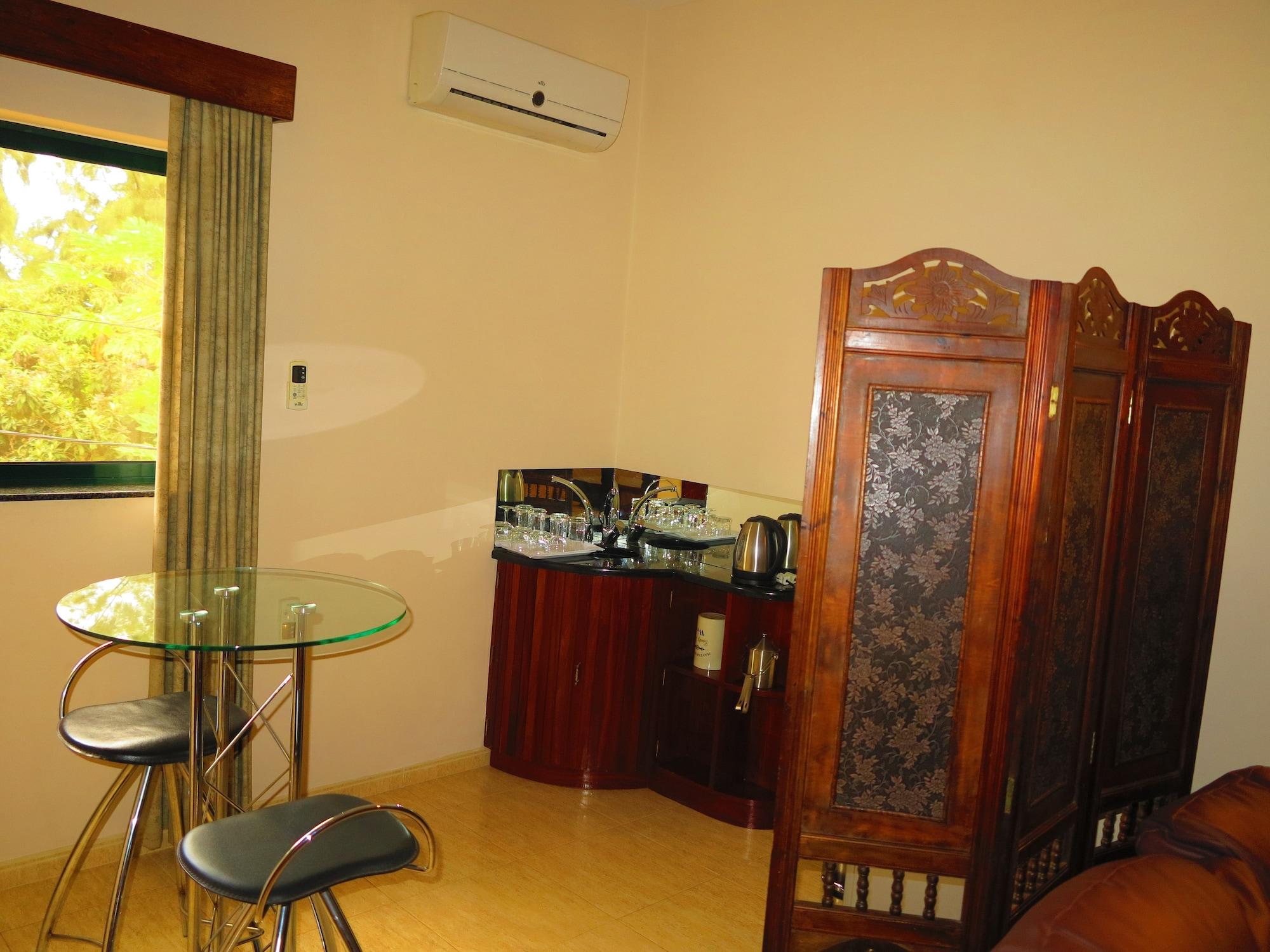 Hotel Castelo Branco by null