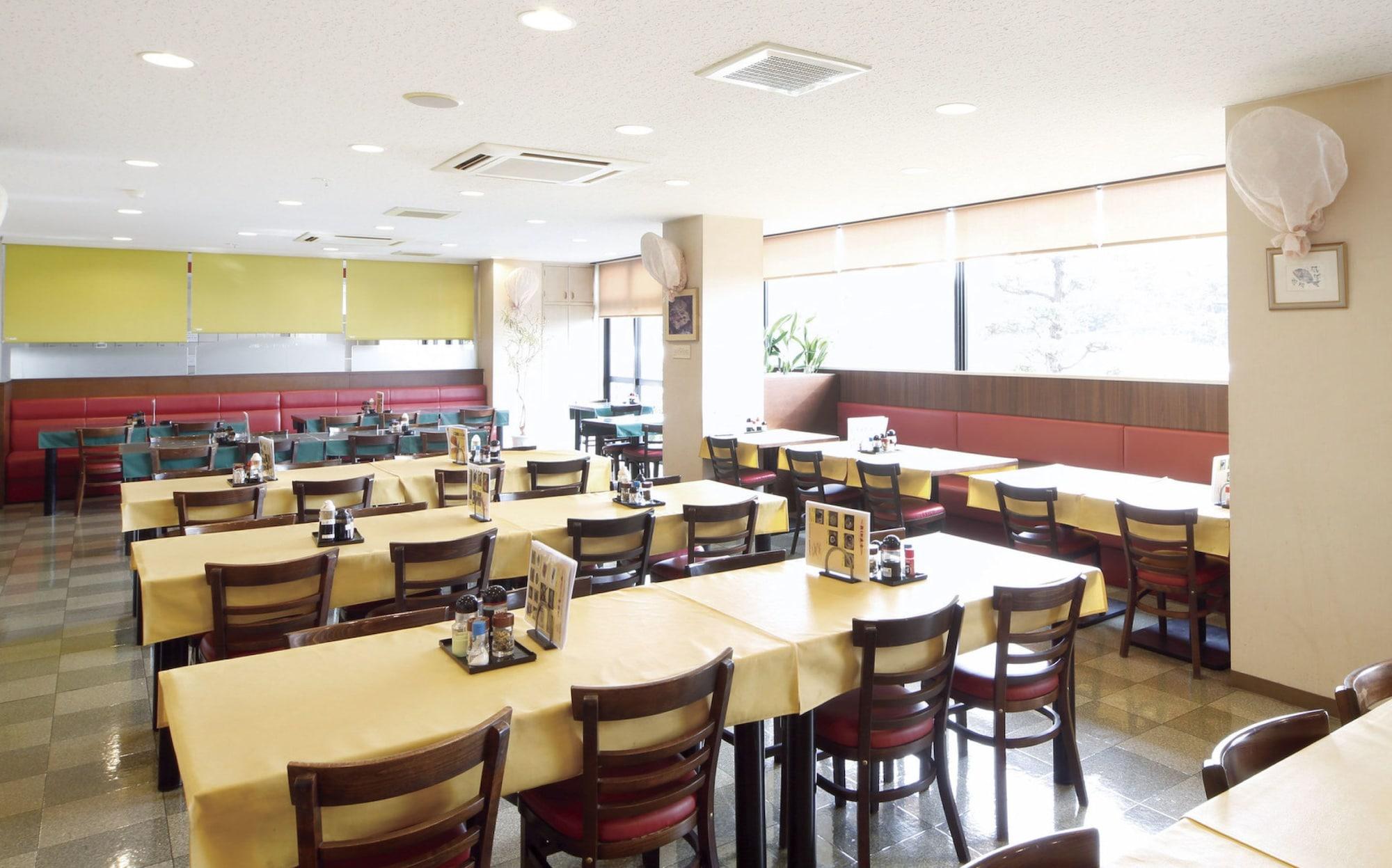 Forest Inn Gobo