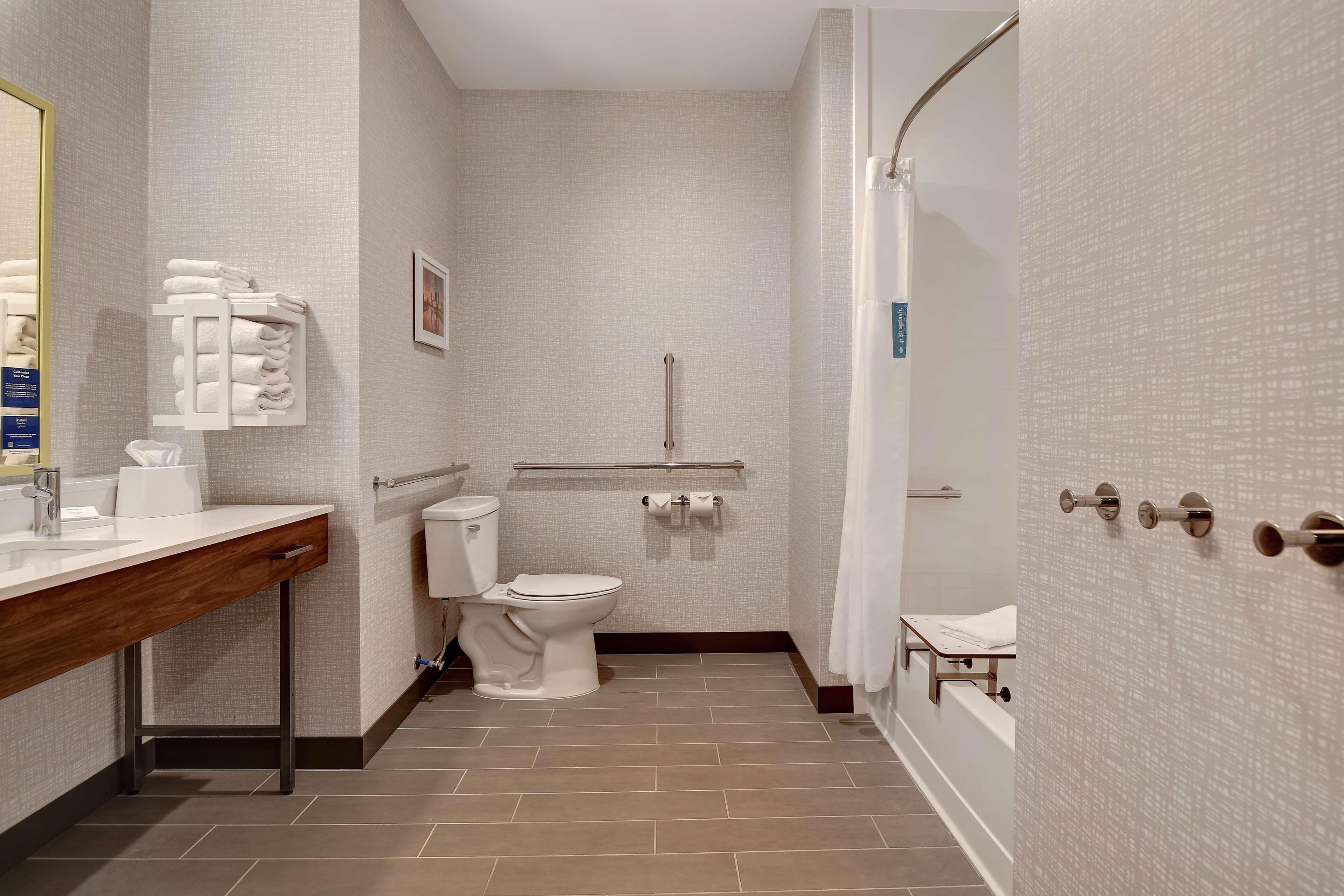 Hampton Inn & Suites Canal Winchester Columbus