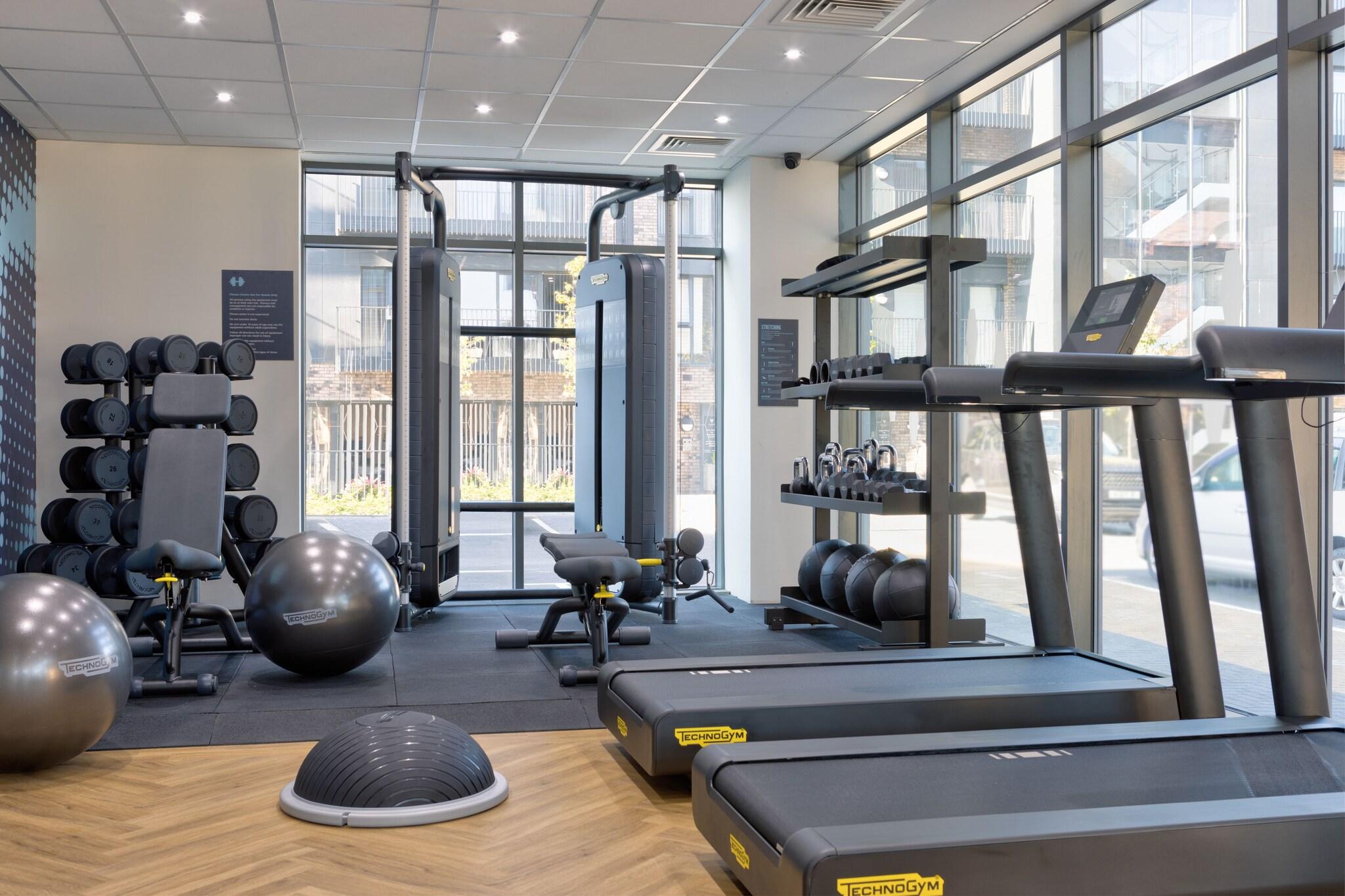 Hampton By Hilton Ashford International