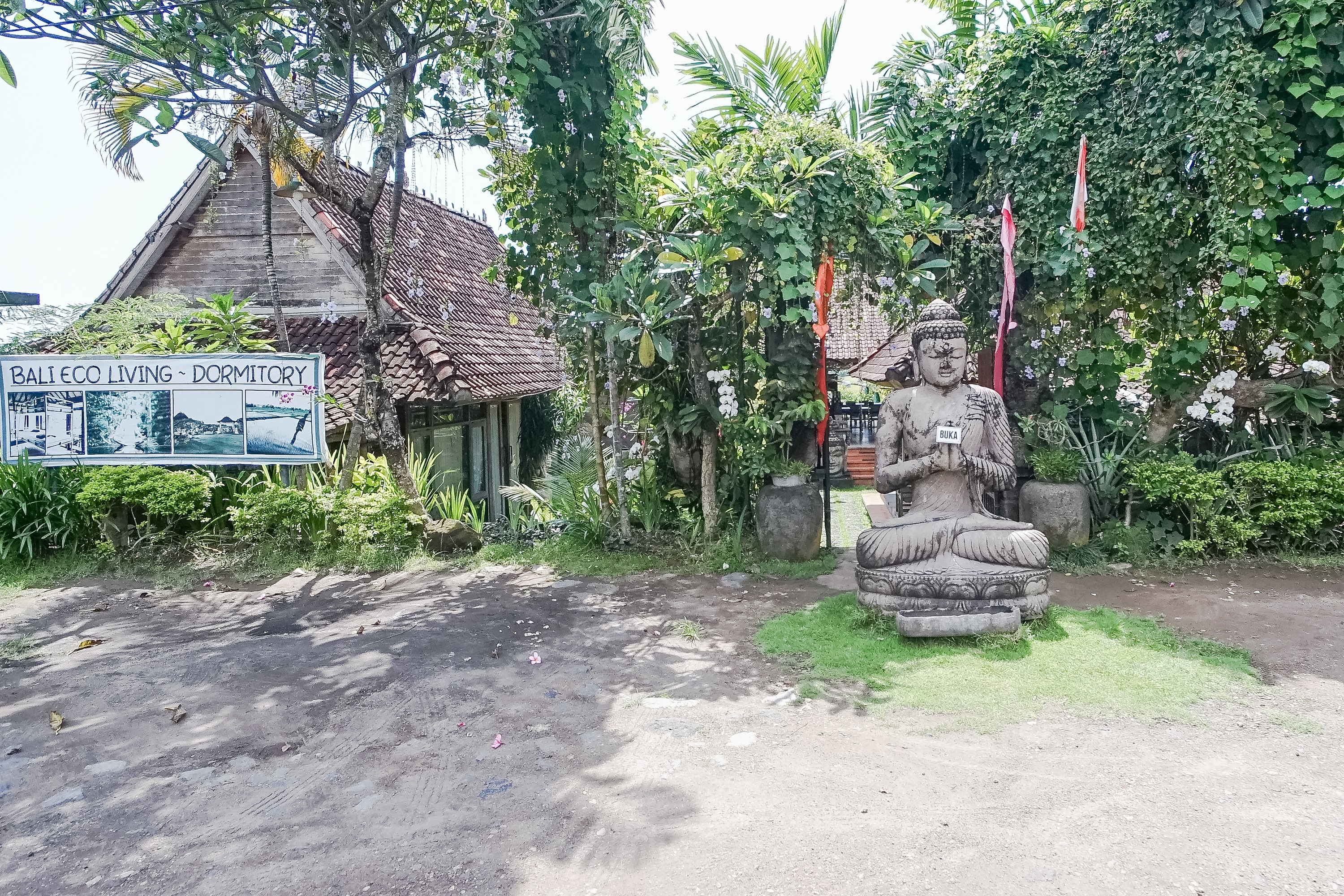 Bali Eco Living Yoga Healing Meditation by ZUZU