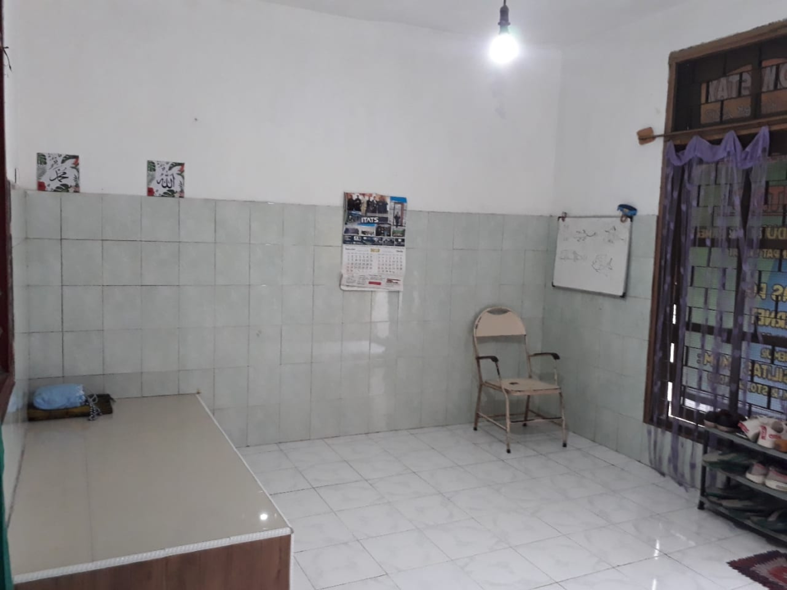 Homestay Mas Arjuna - Female Only by ZUZU
