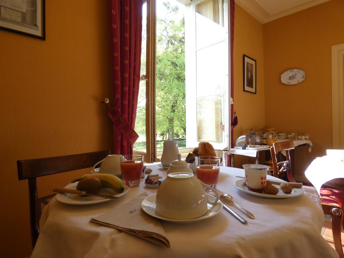 Logis Domaine De Chatenay