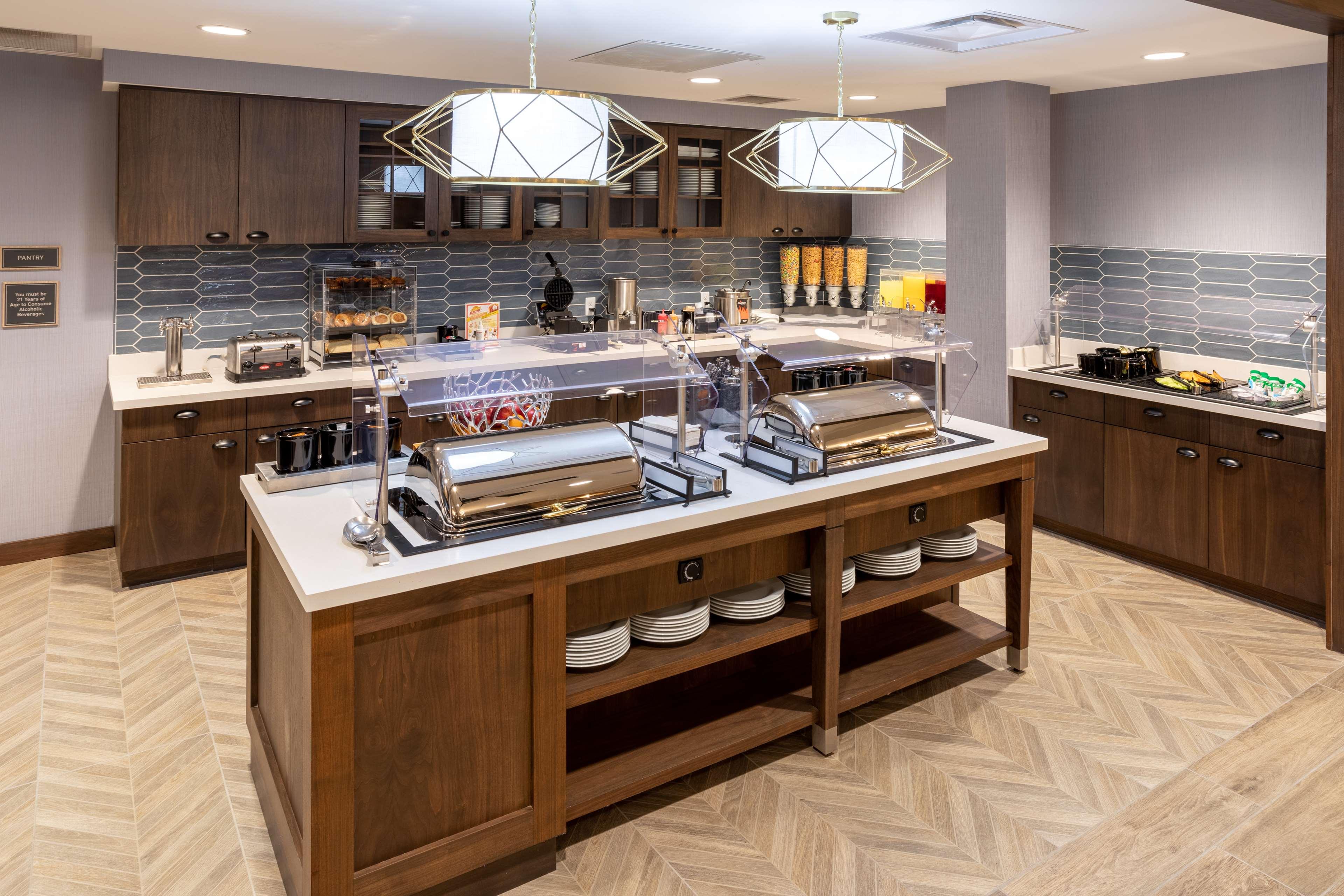 Homewood Suites by Hilton Albuquerque Downtown