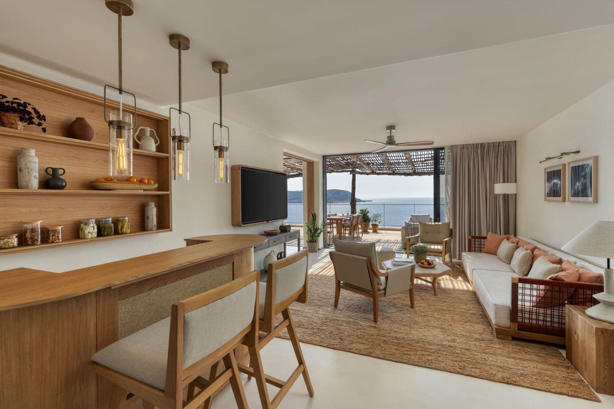 Six Senses by null