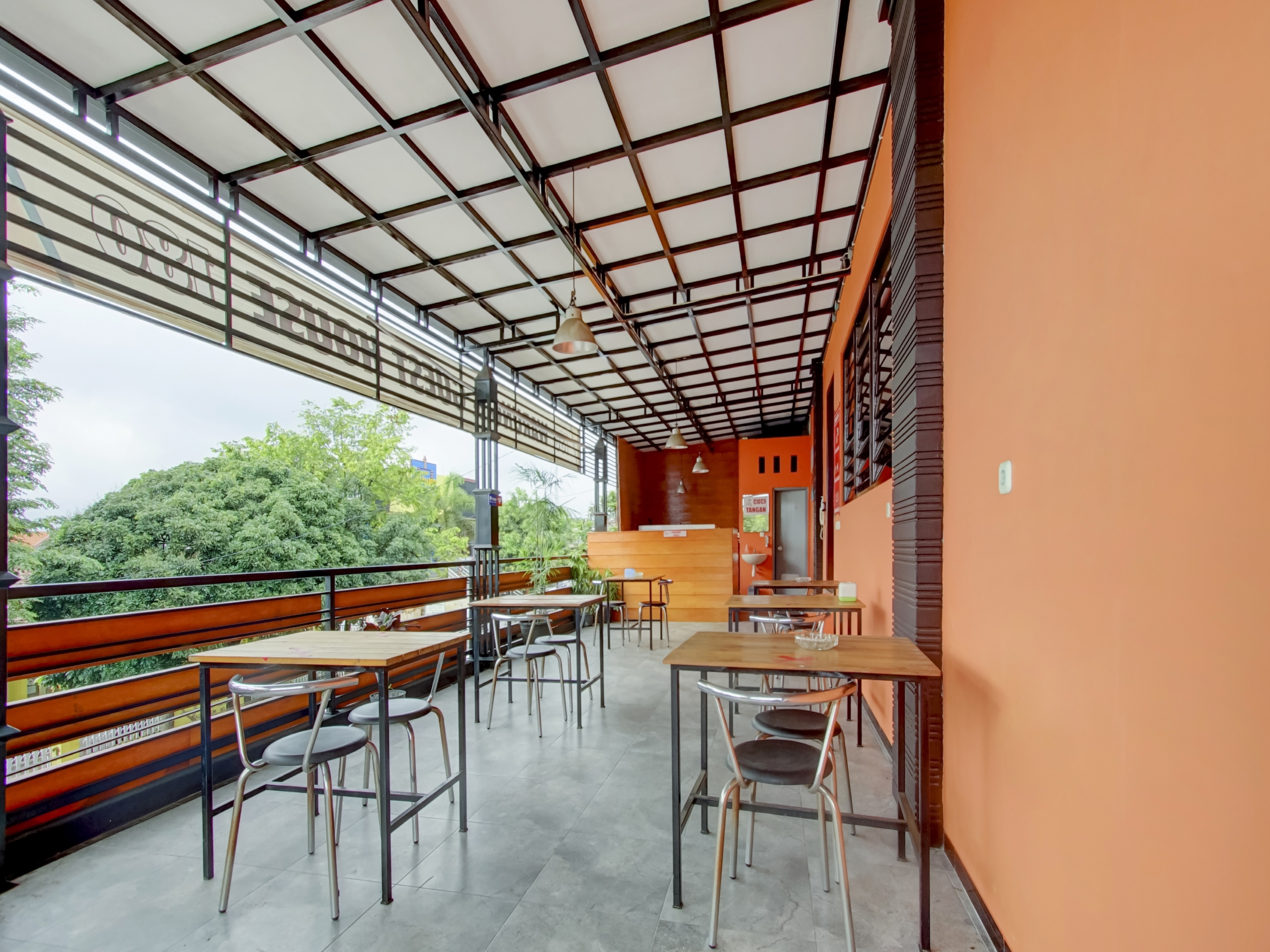 OYO 90151 Guest House 180