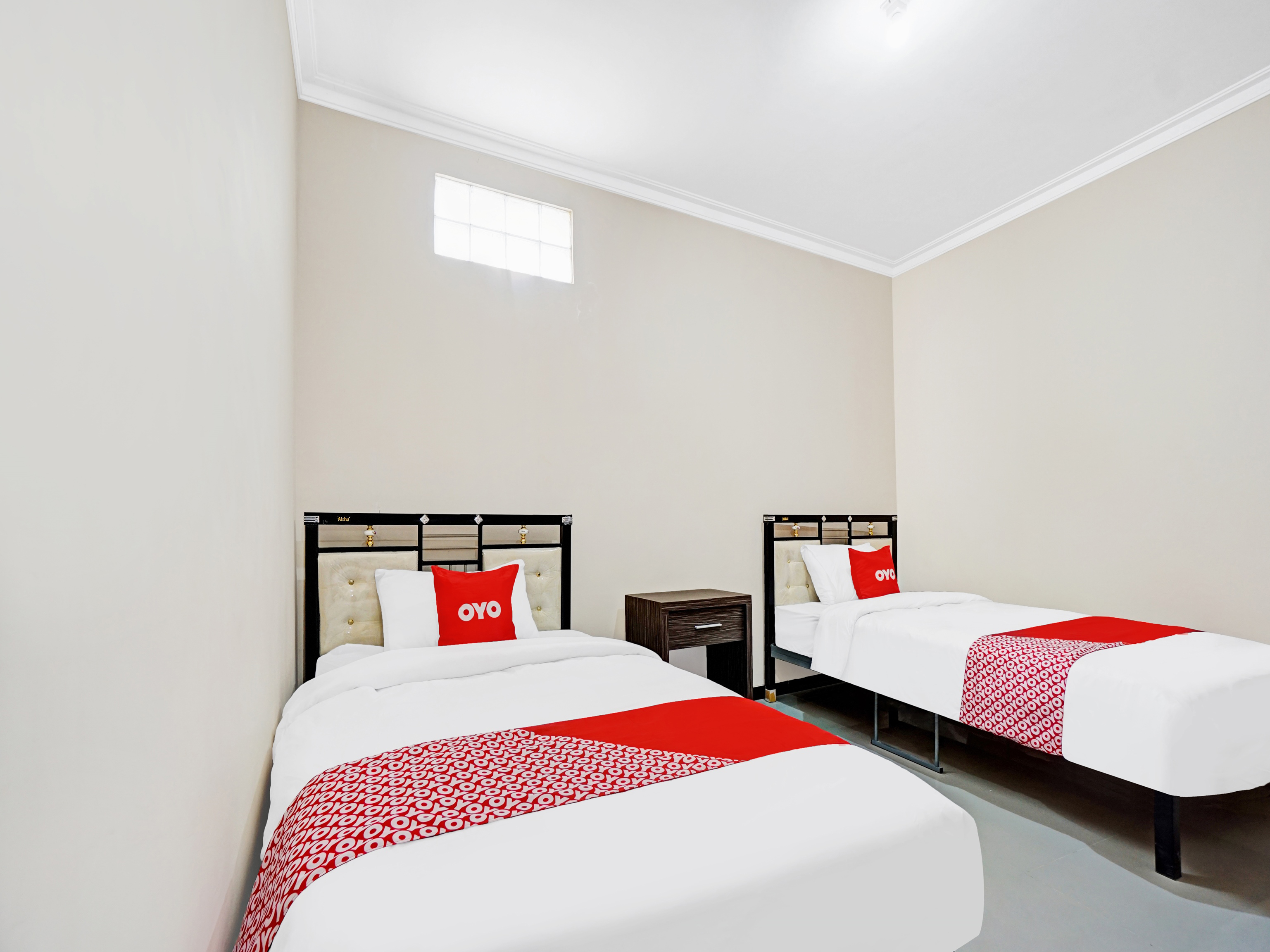 OYO 90383 Avisha Guest House Syariah
