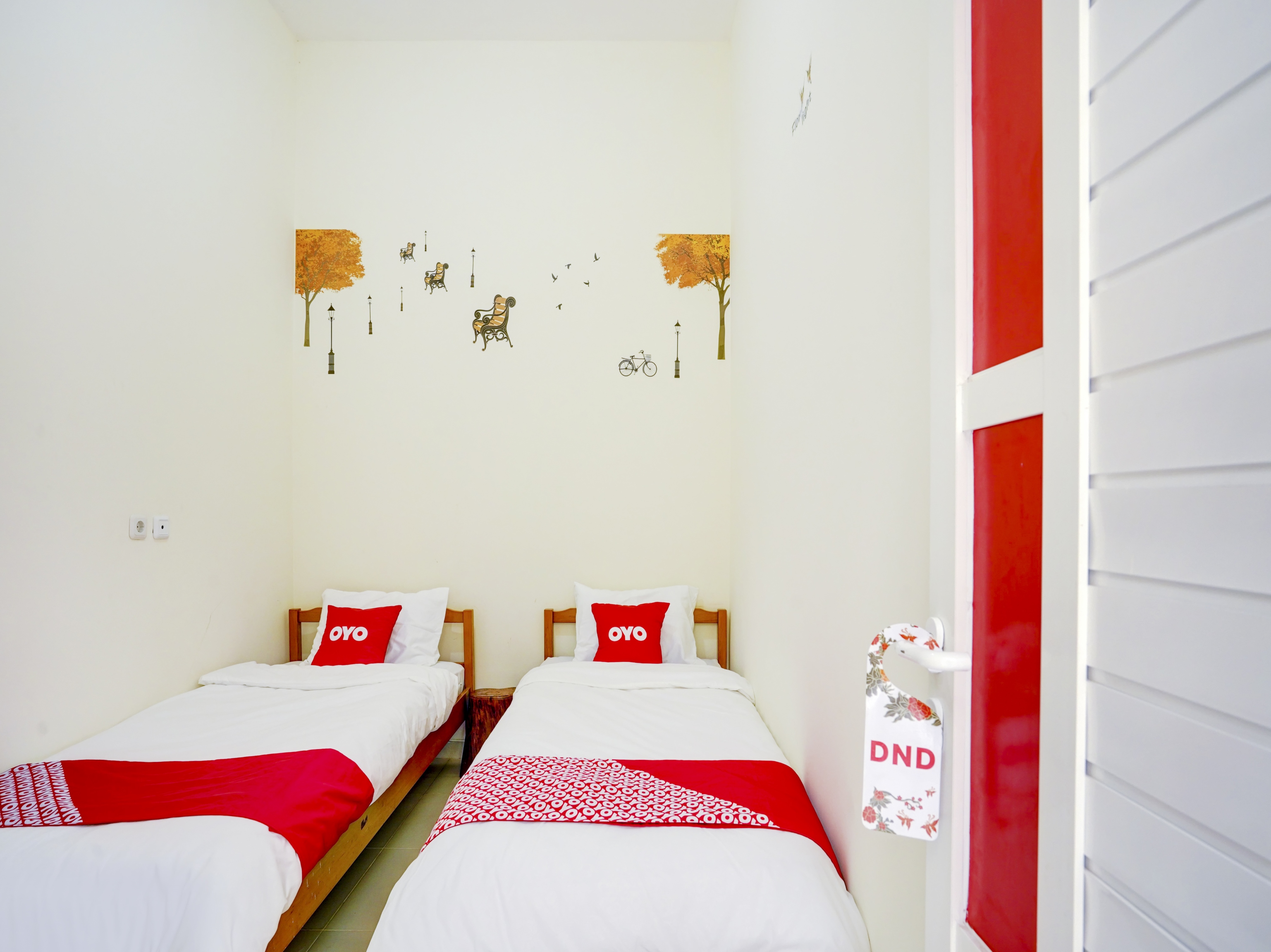 OYO 90173 Innapp Tenggilis Family Residence