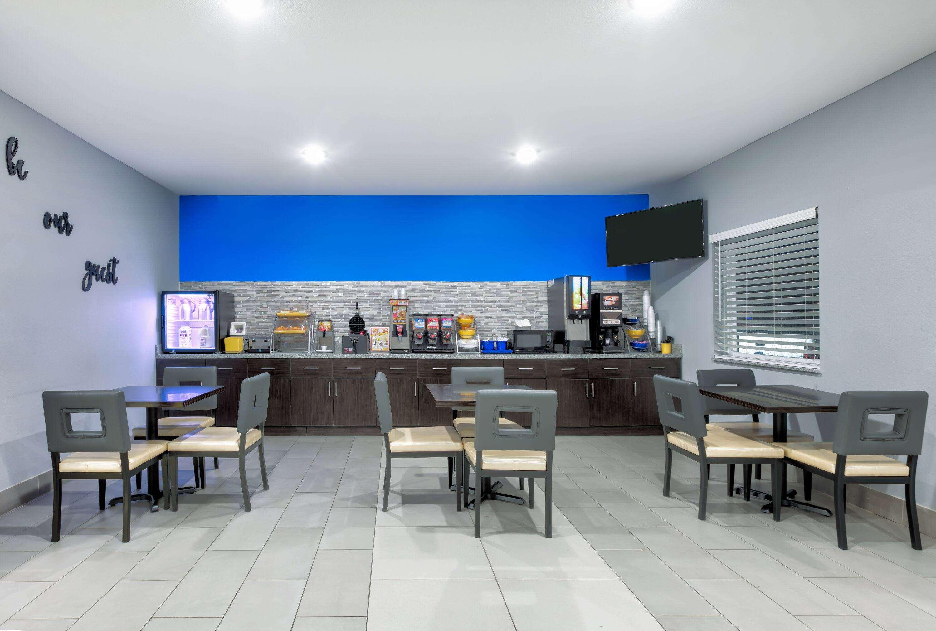 Days Inn by Wyndham Zachary LA