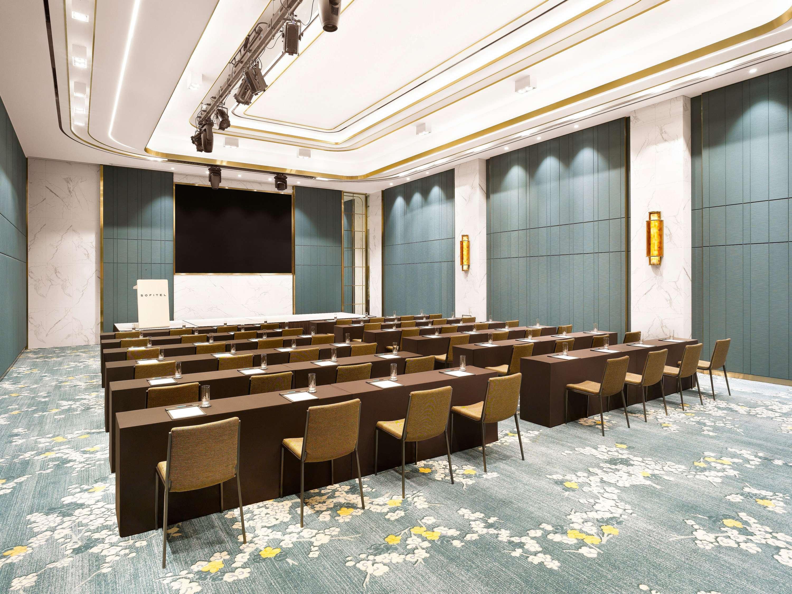 Sofitel Ambassador Seoul Hotel & Serviced Residences by null