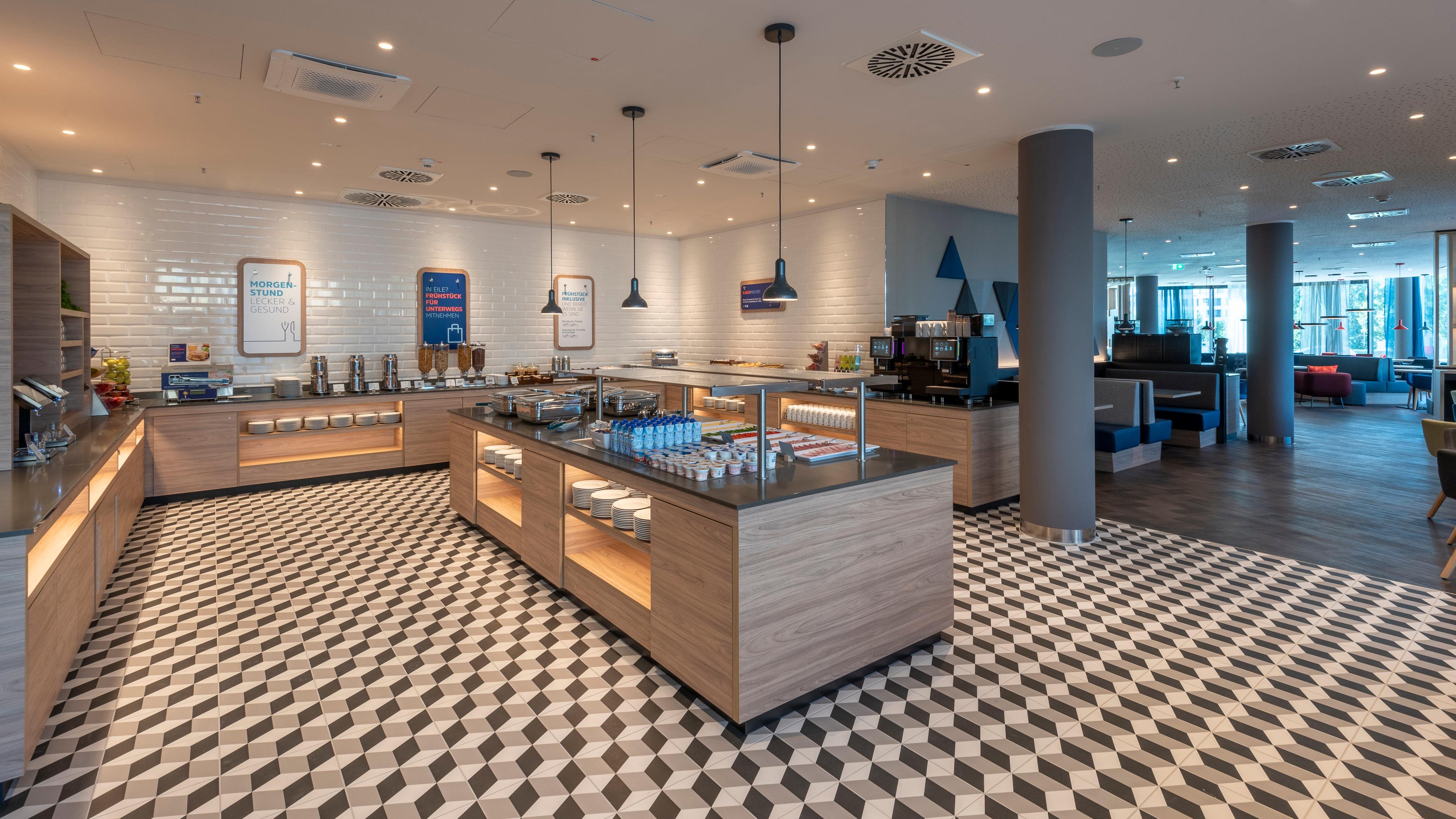 Holiday Inn Express Dusseldorf - Hauptbahnhof