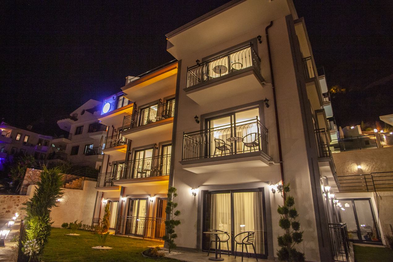 Lobelya Suites