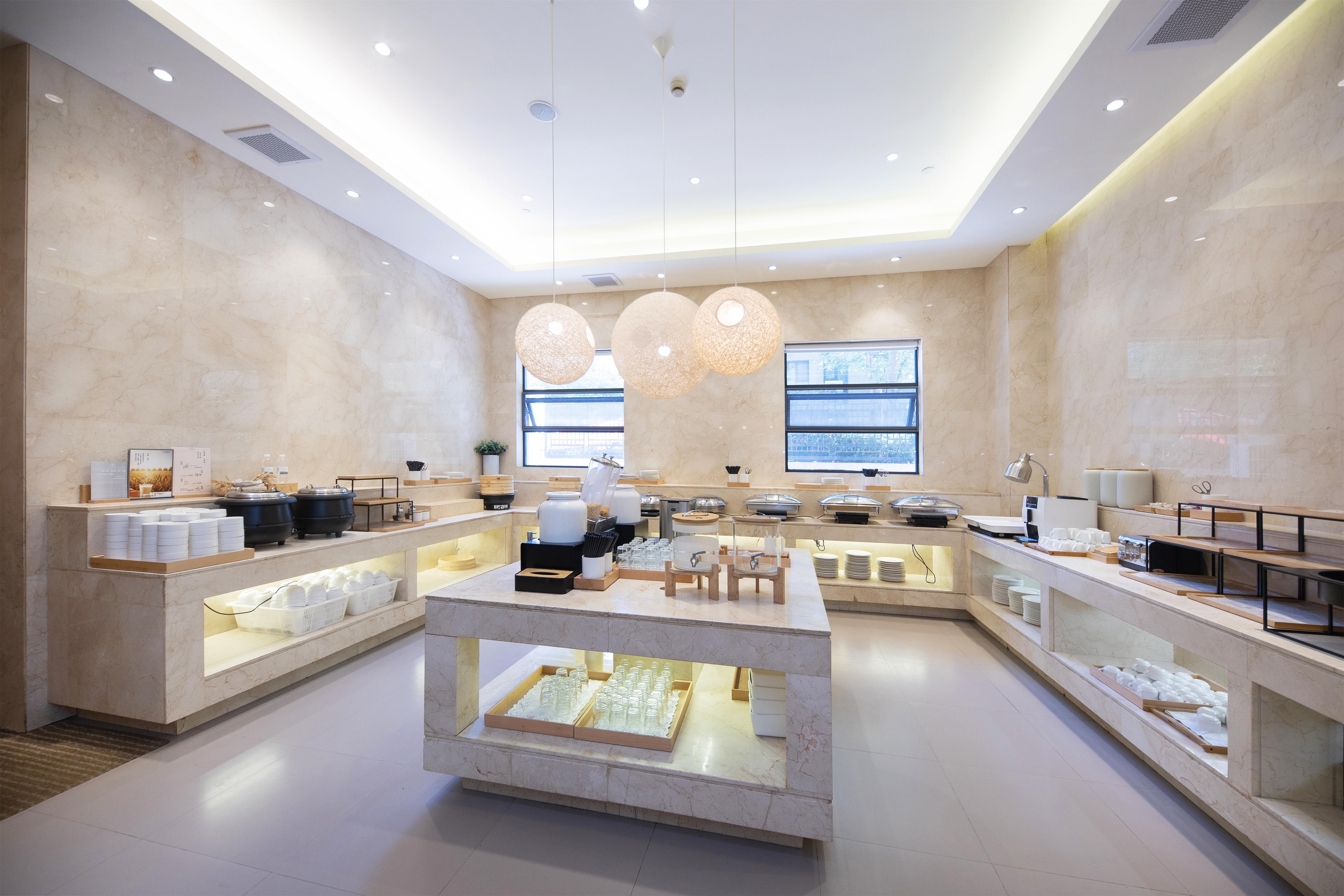 Ji Hotel Shanghai Kangqiao Xiupu Road