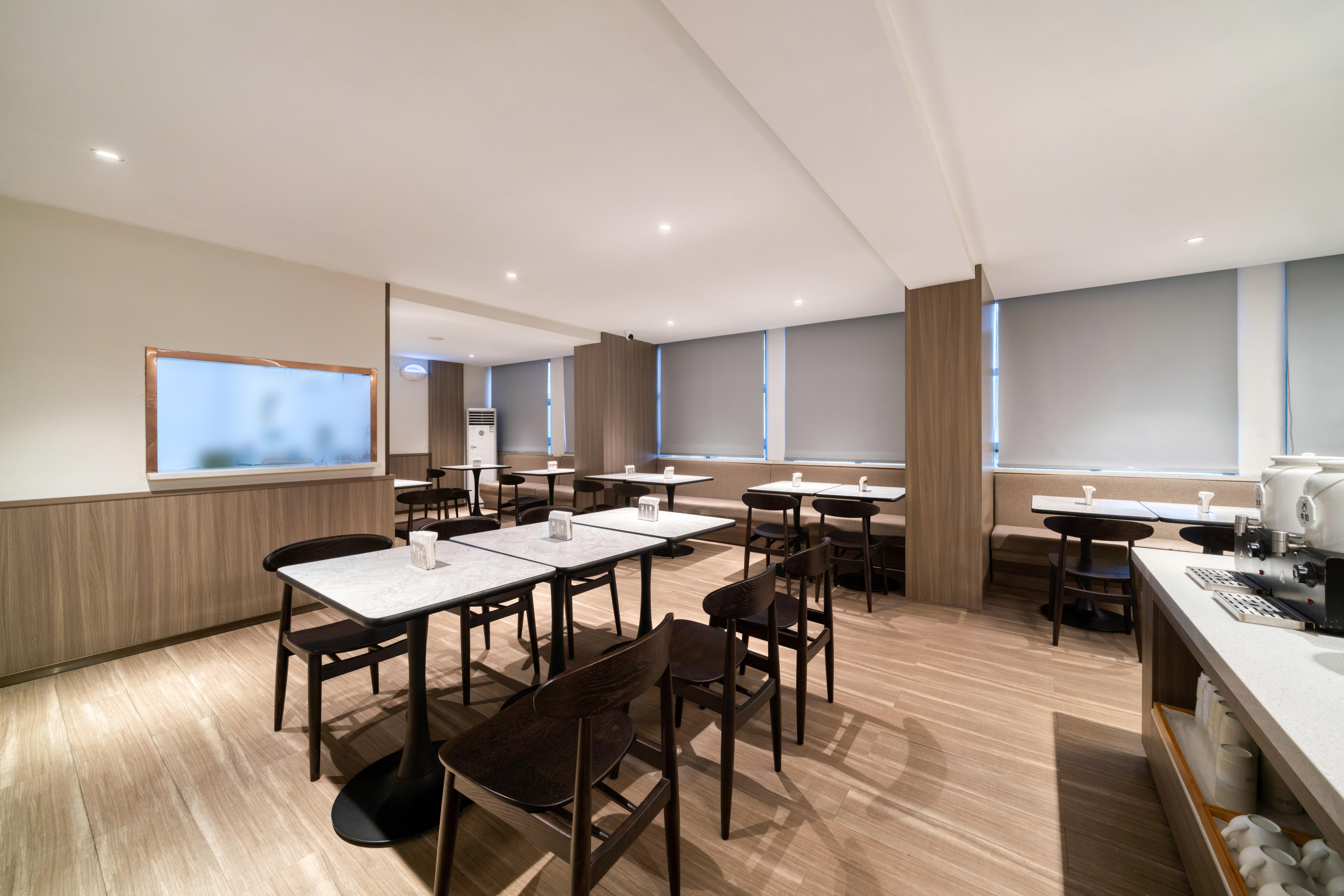 Hanting Hotel Taizhou Jiaojiang