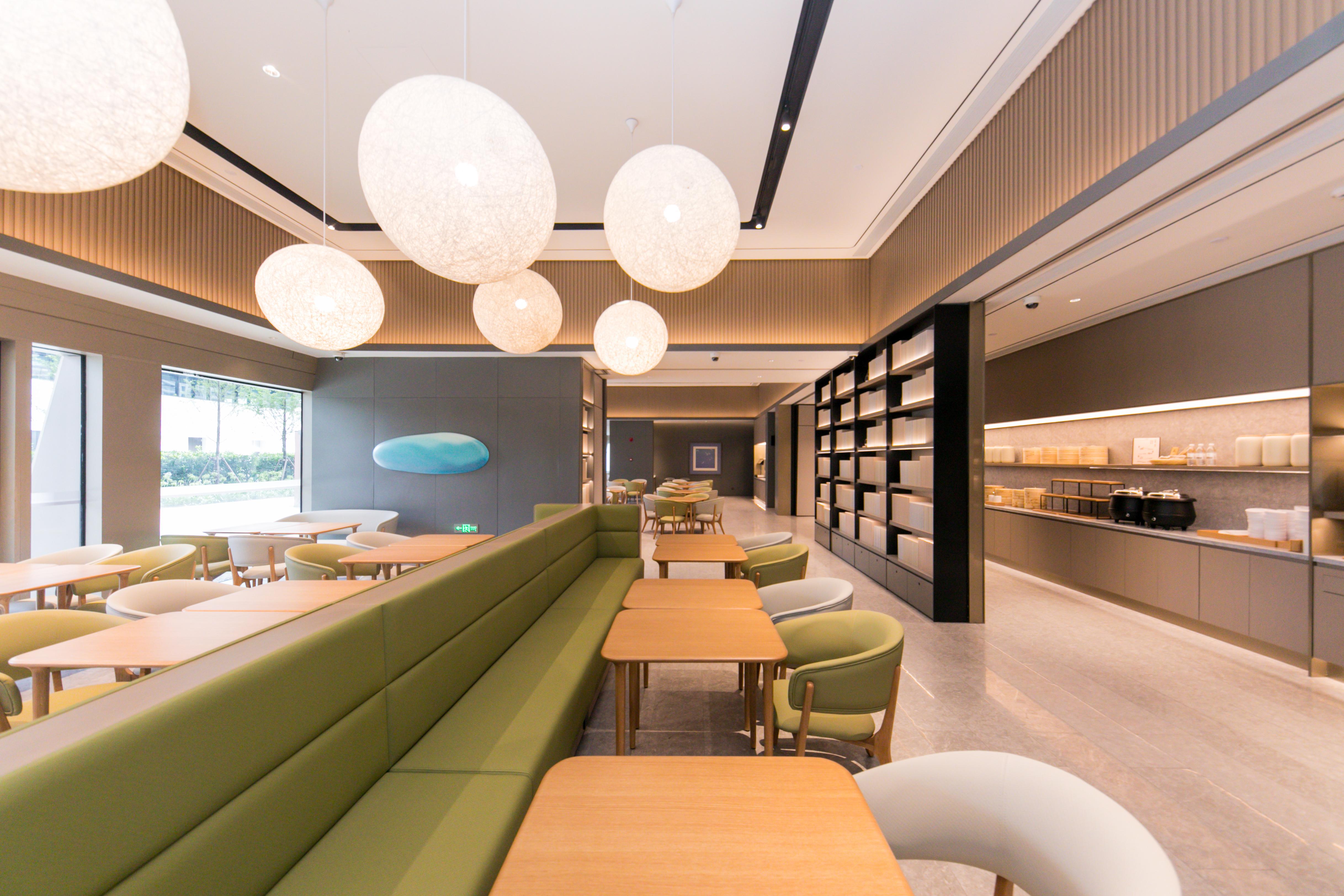 Ji Hotel (Shanghai Gubei Fortune Center)