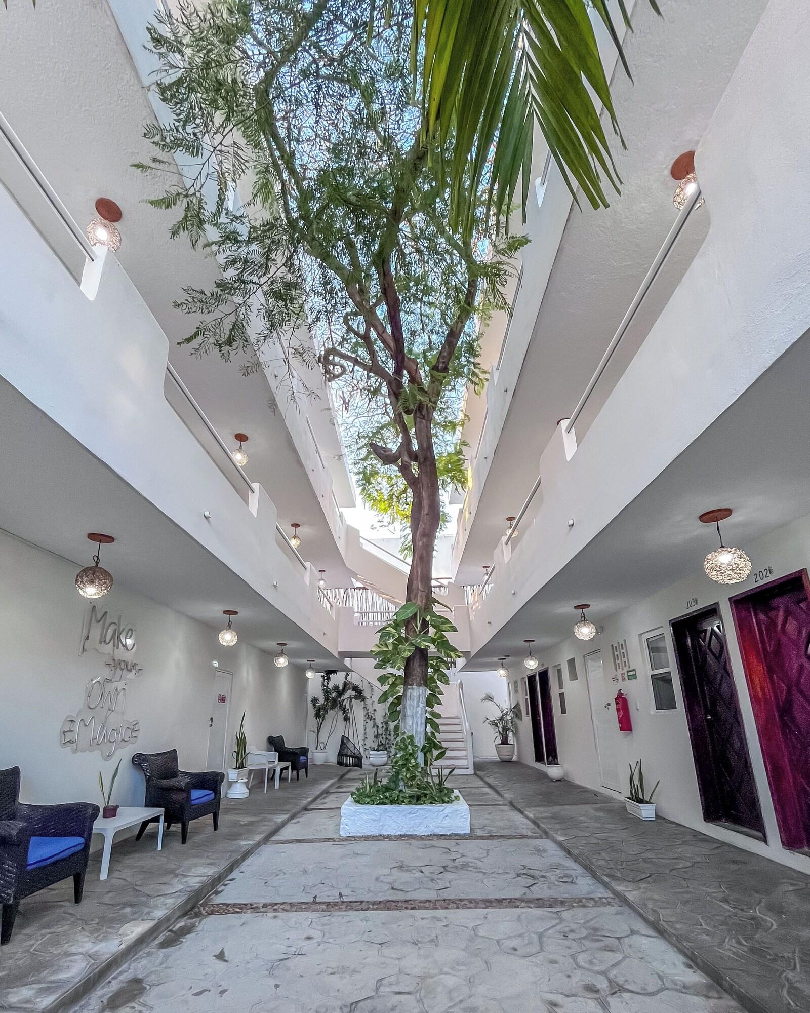Ahava Hotel