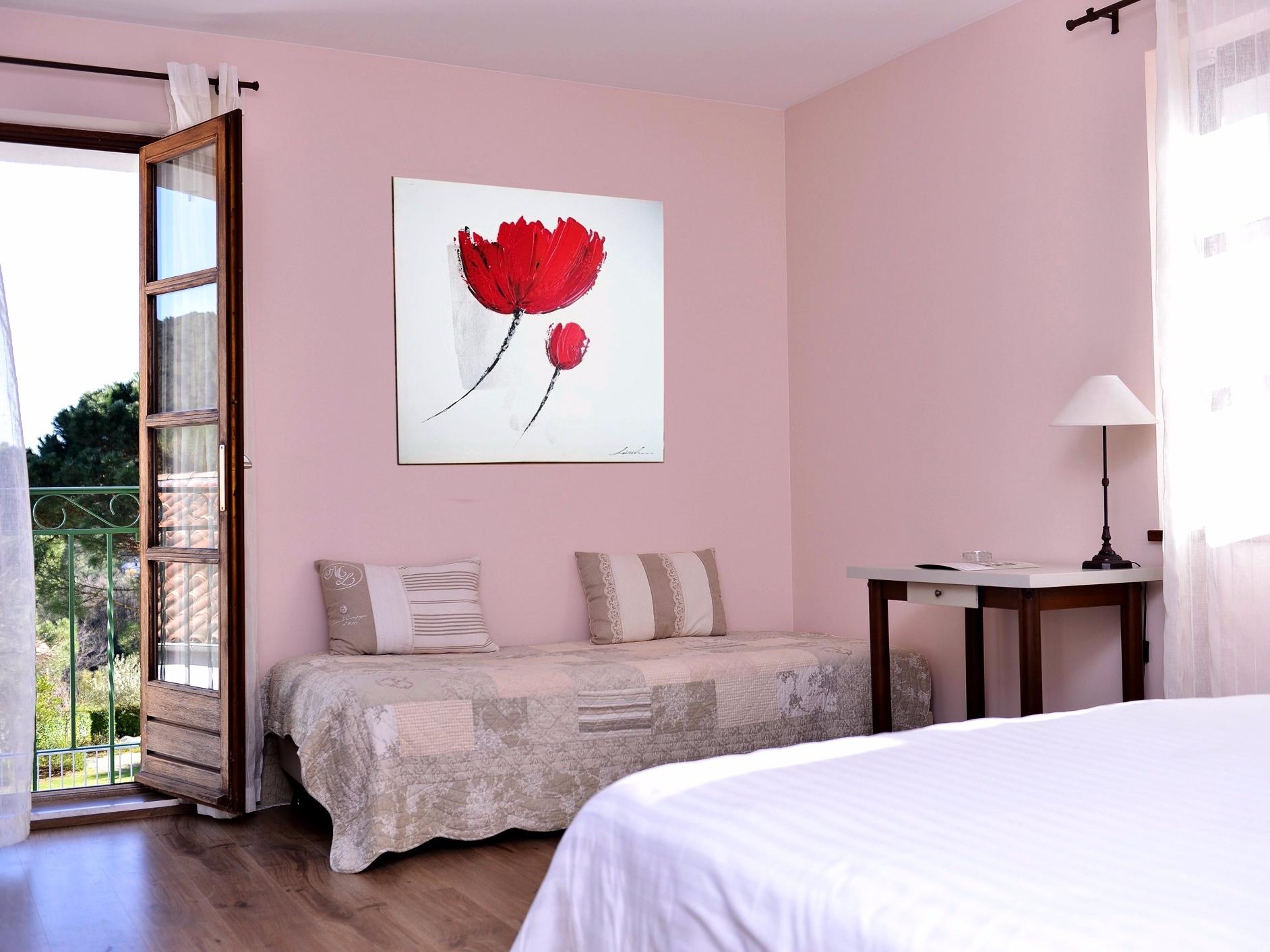 Logis Hotel Le Chene Vert
