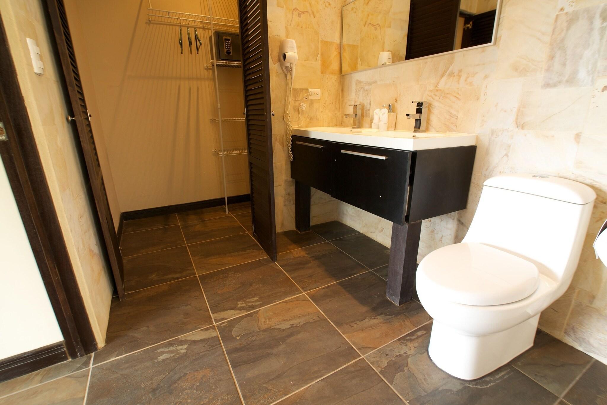 Tiki Villas Rainforest Lodge & Spa by null