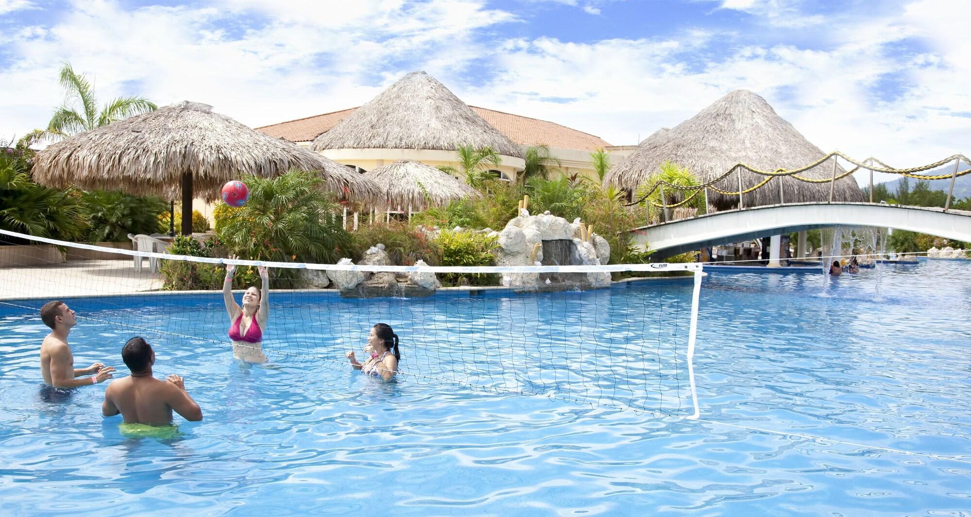 La Ensenada Beach ResortÂ - All Inclusive