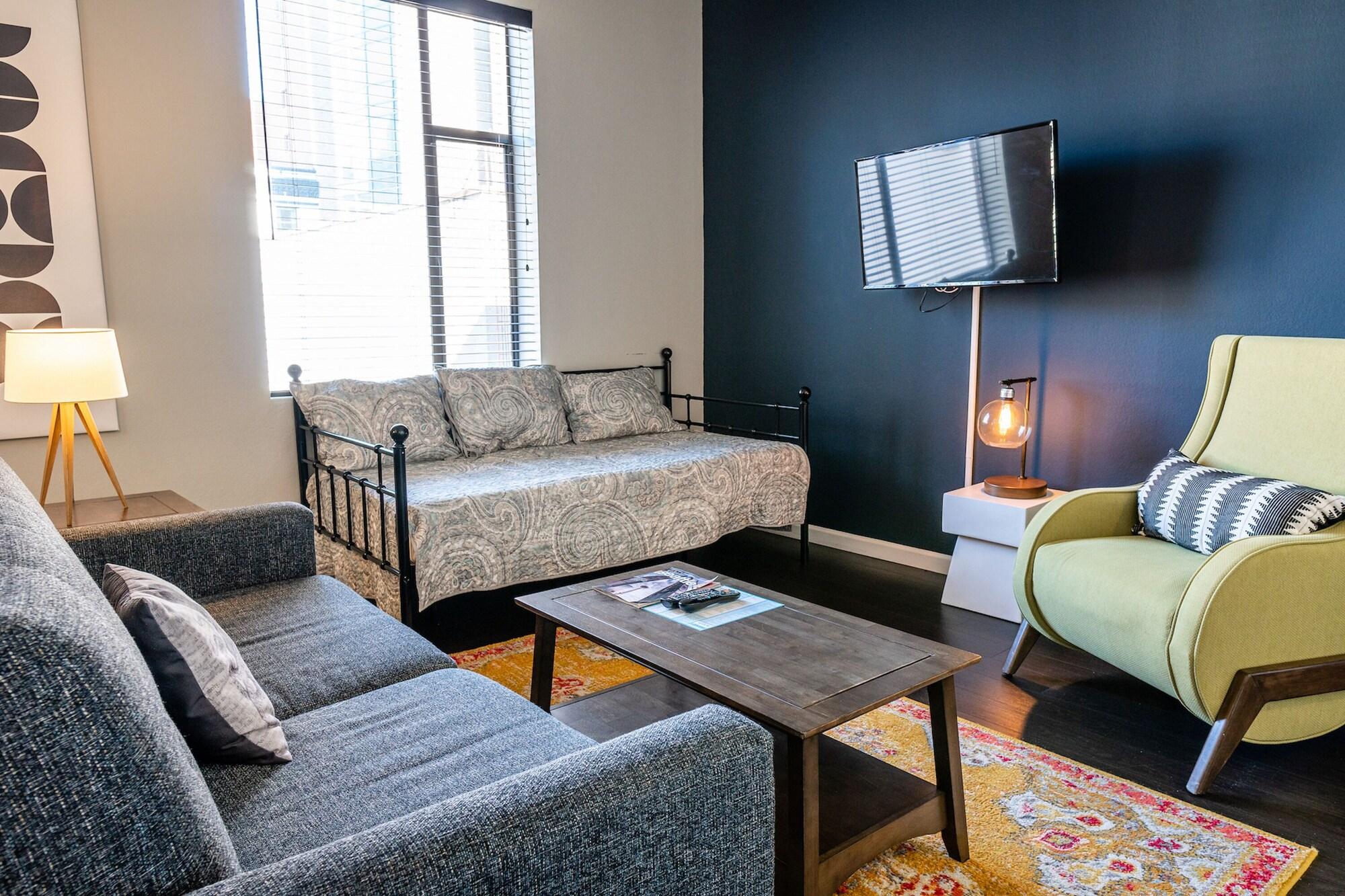 The Oxford Seattle-Downtown