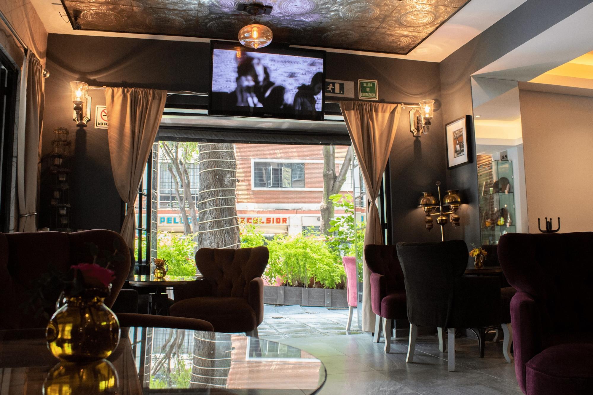 Maria Condesa by null