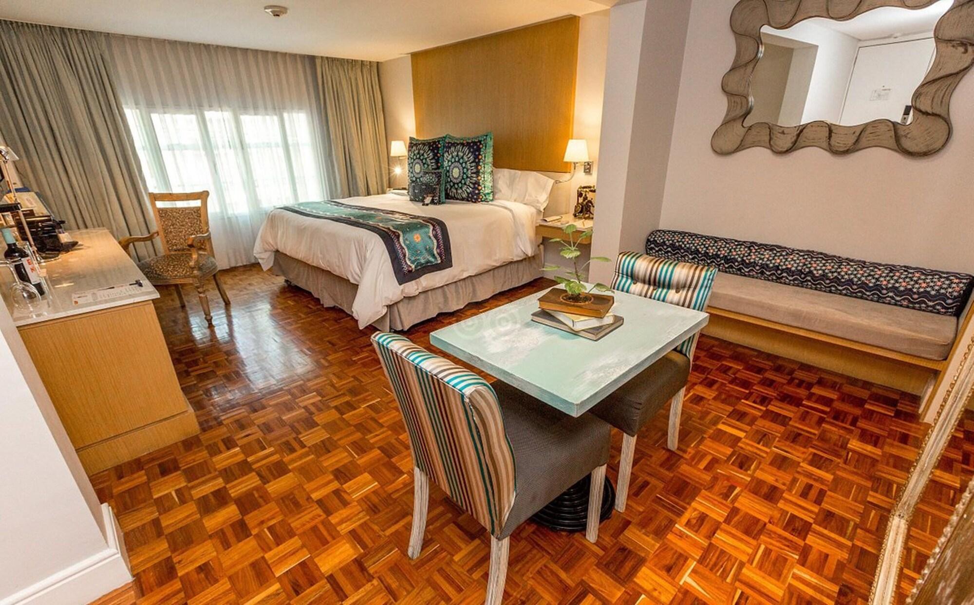 Maria Condesa by null