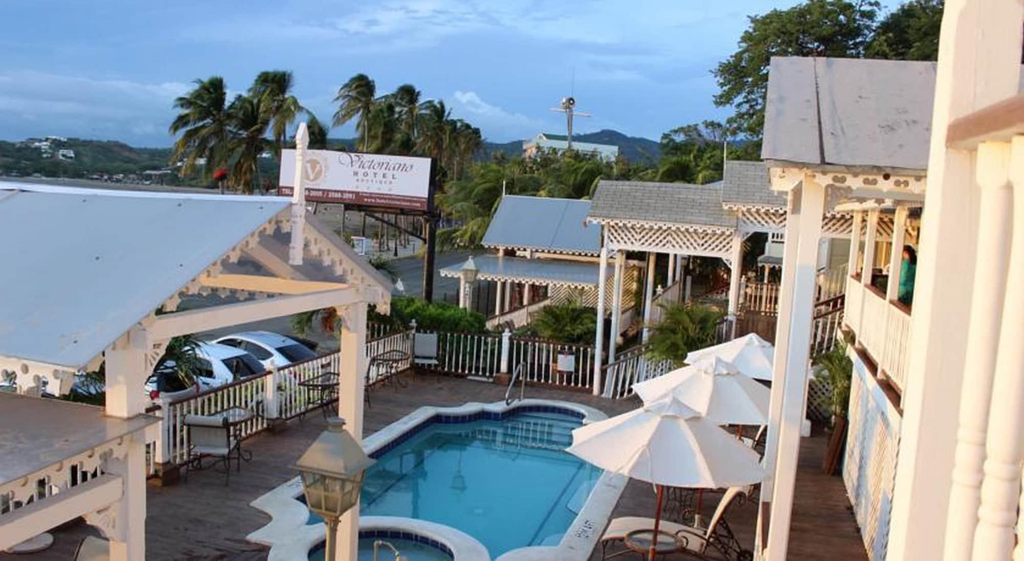 Hotel Victoriano by null