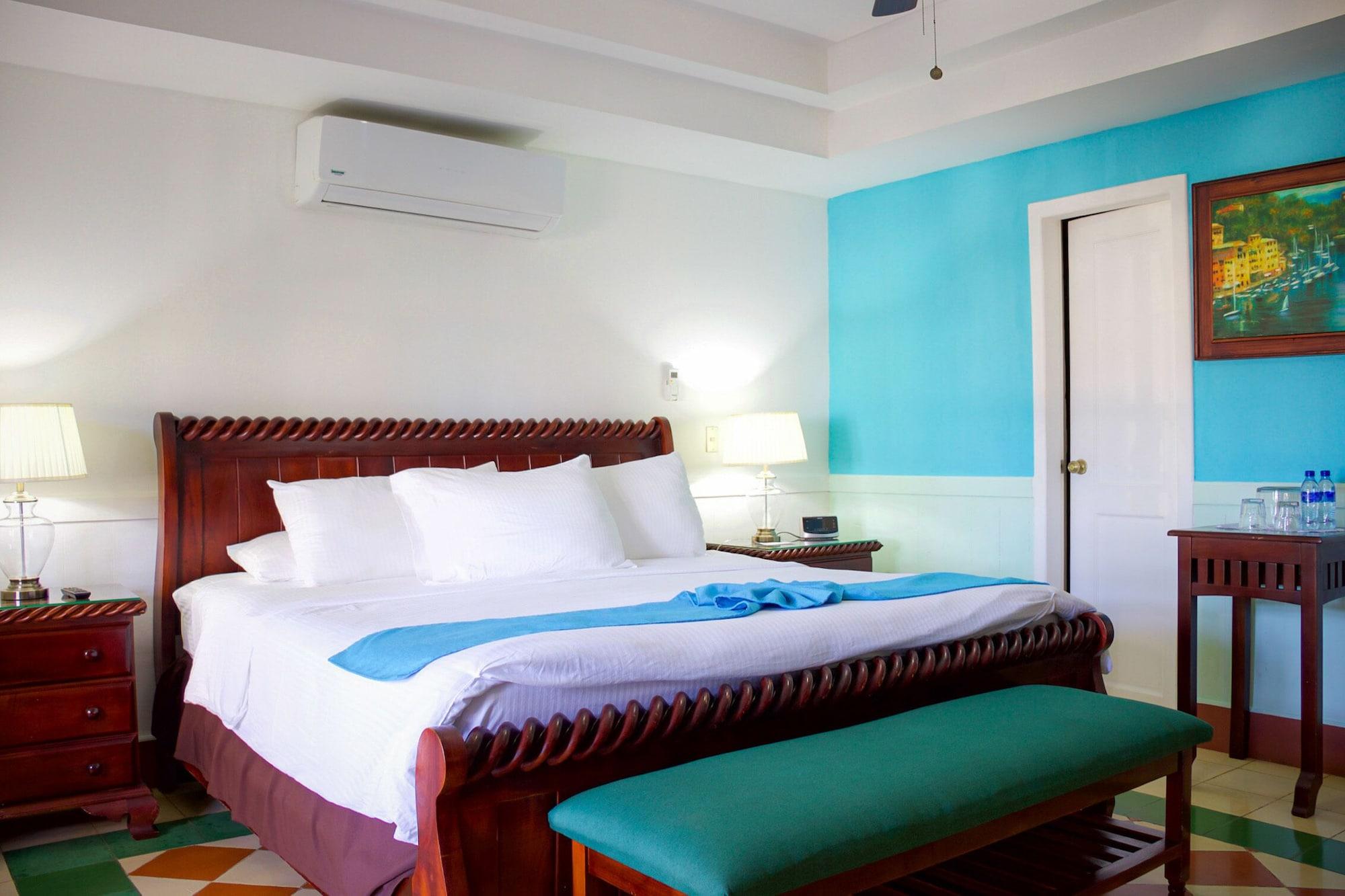 Hotel Victoriano by null