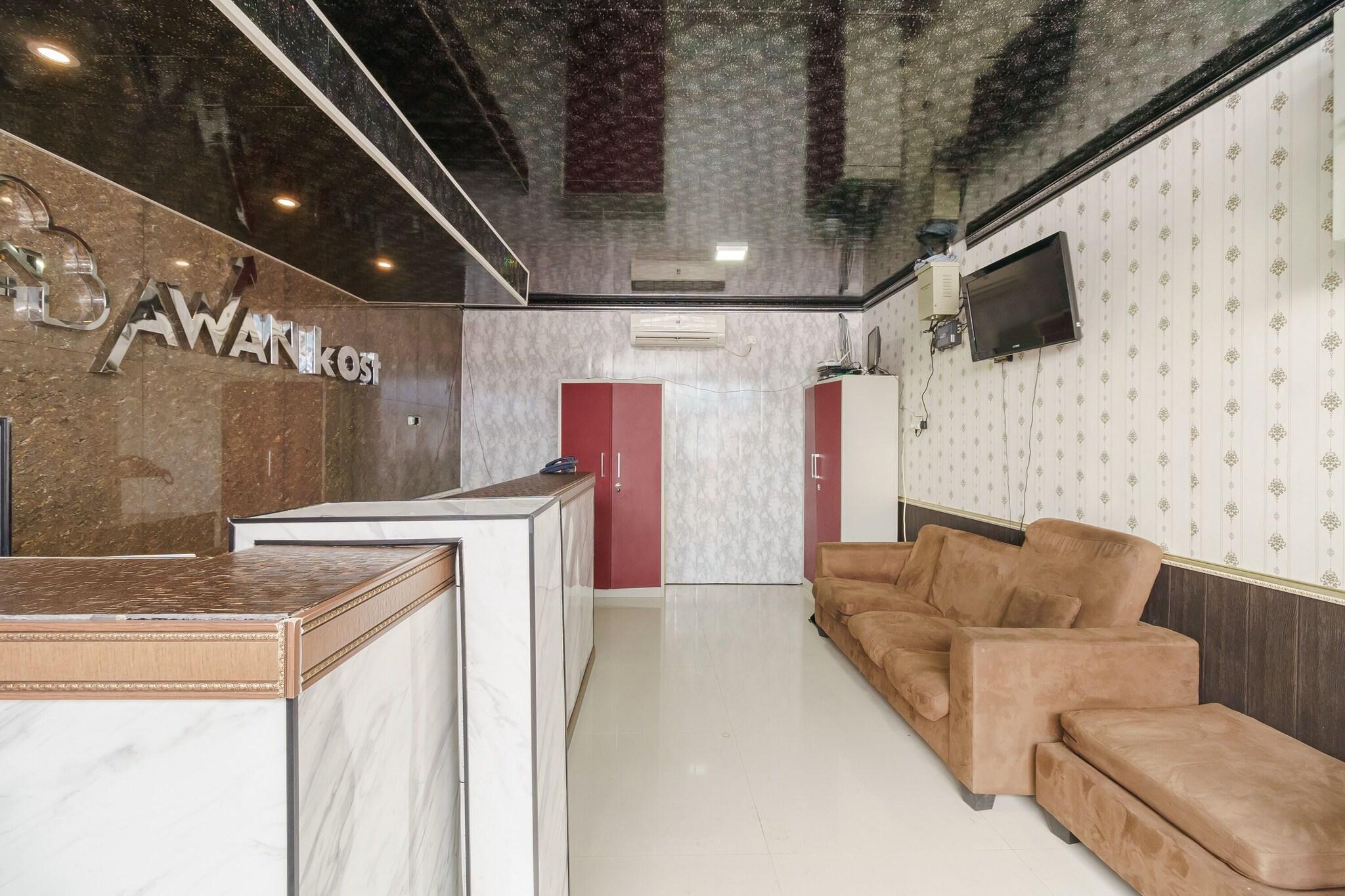 Lobby 3, Formerly RedDoorz Plus near Palembang Icon Mall 2, Palembang