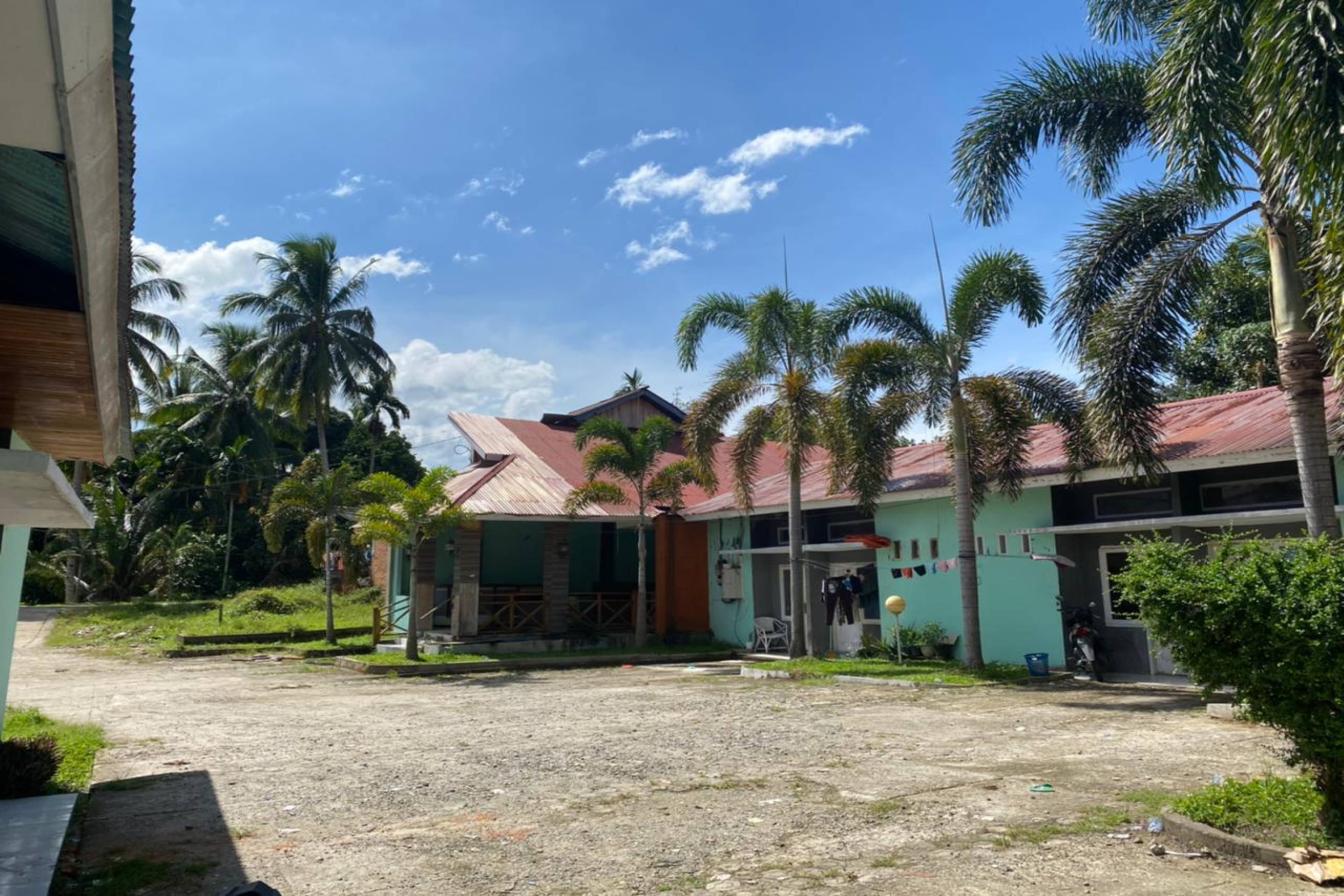Super OYO 90483 Homestay Permata
