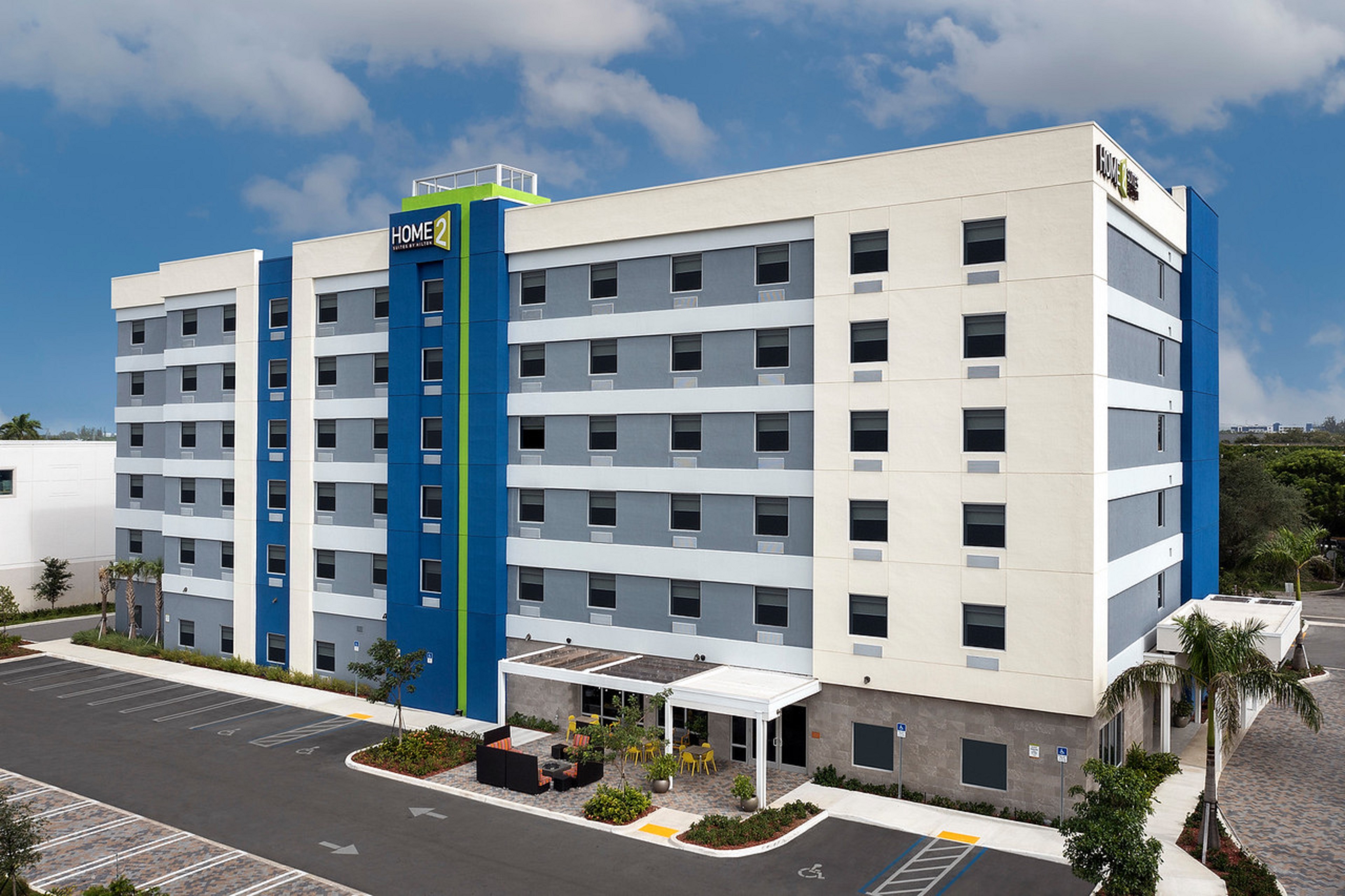 Home2 Suites By Hilton Miami Airport South Blue Lagoon image